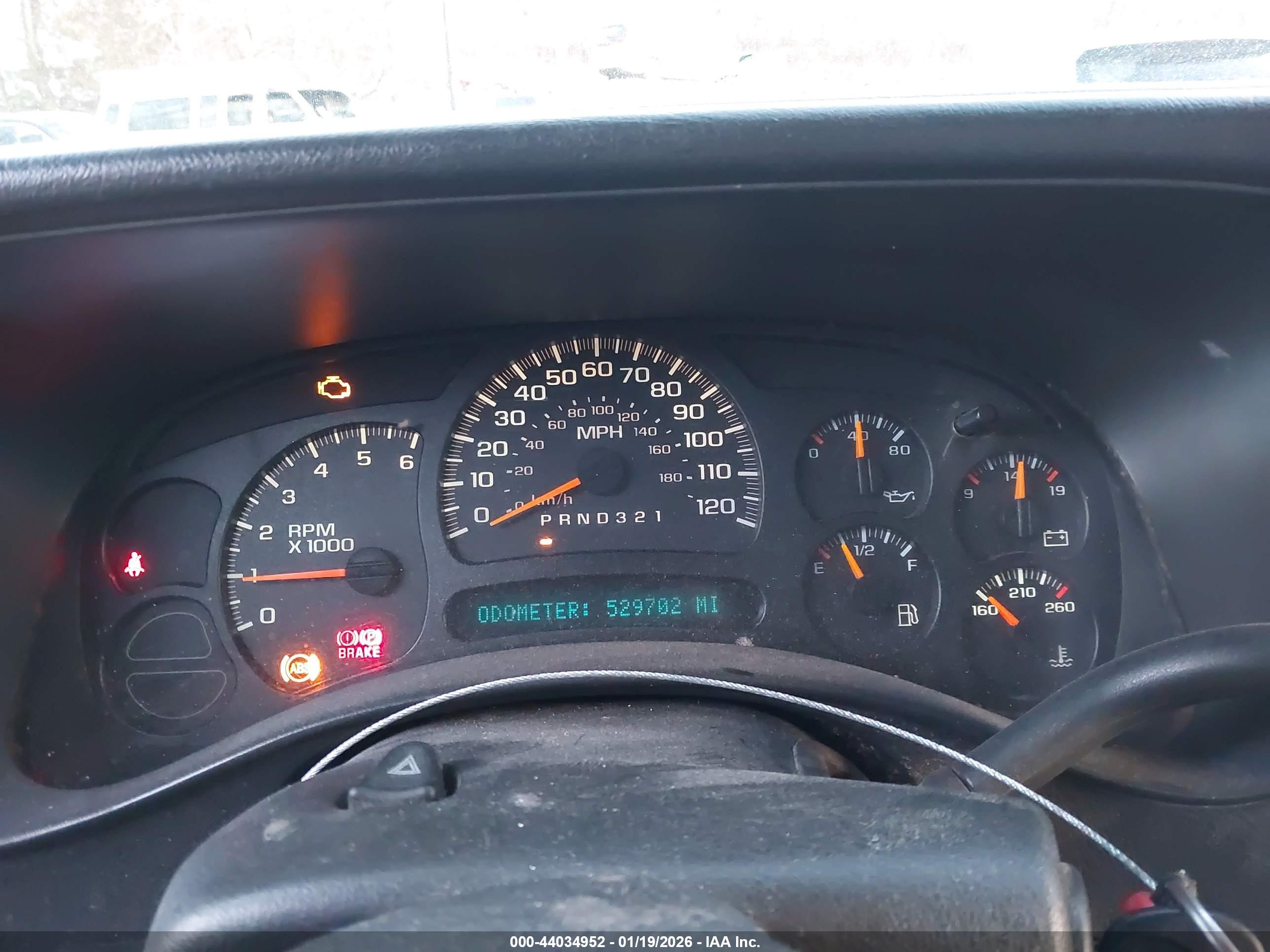 CHEVROLET SILVERADO image 7