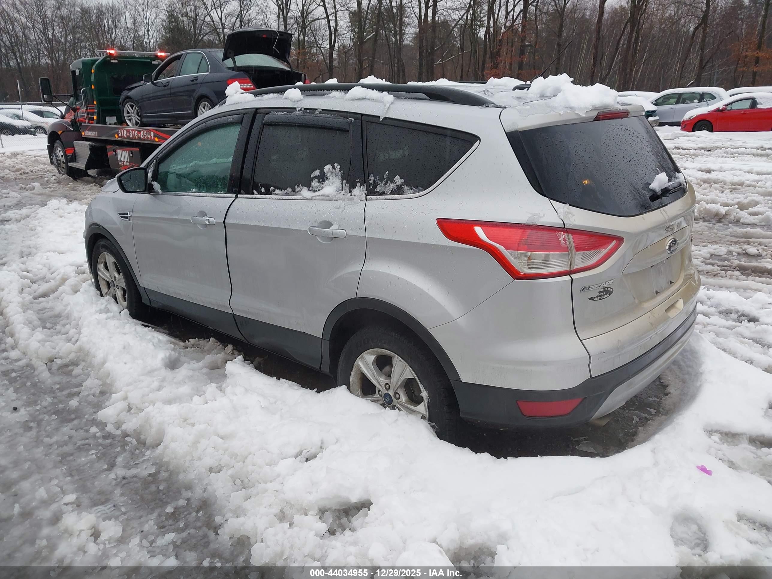FORD ESCAPE image 3