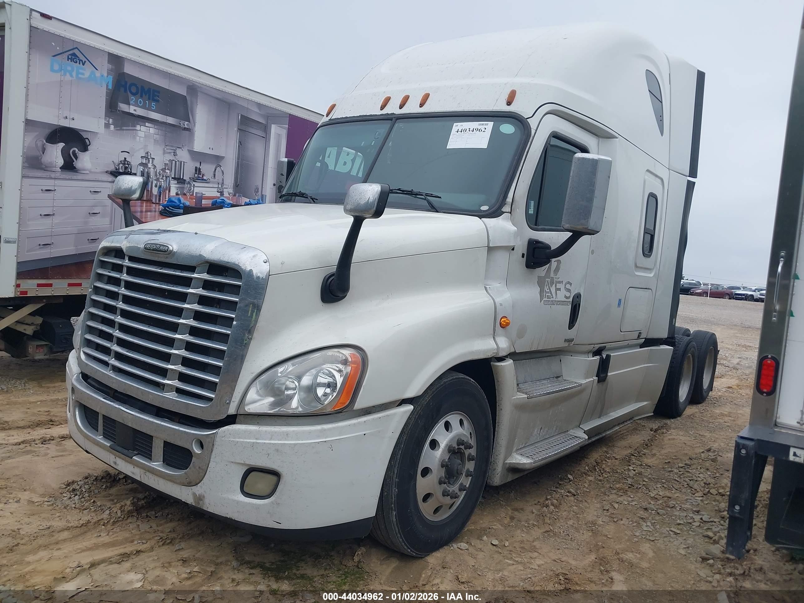 FREIGHTLINER CASCADIA image 2