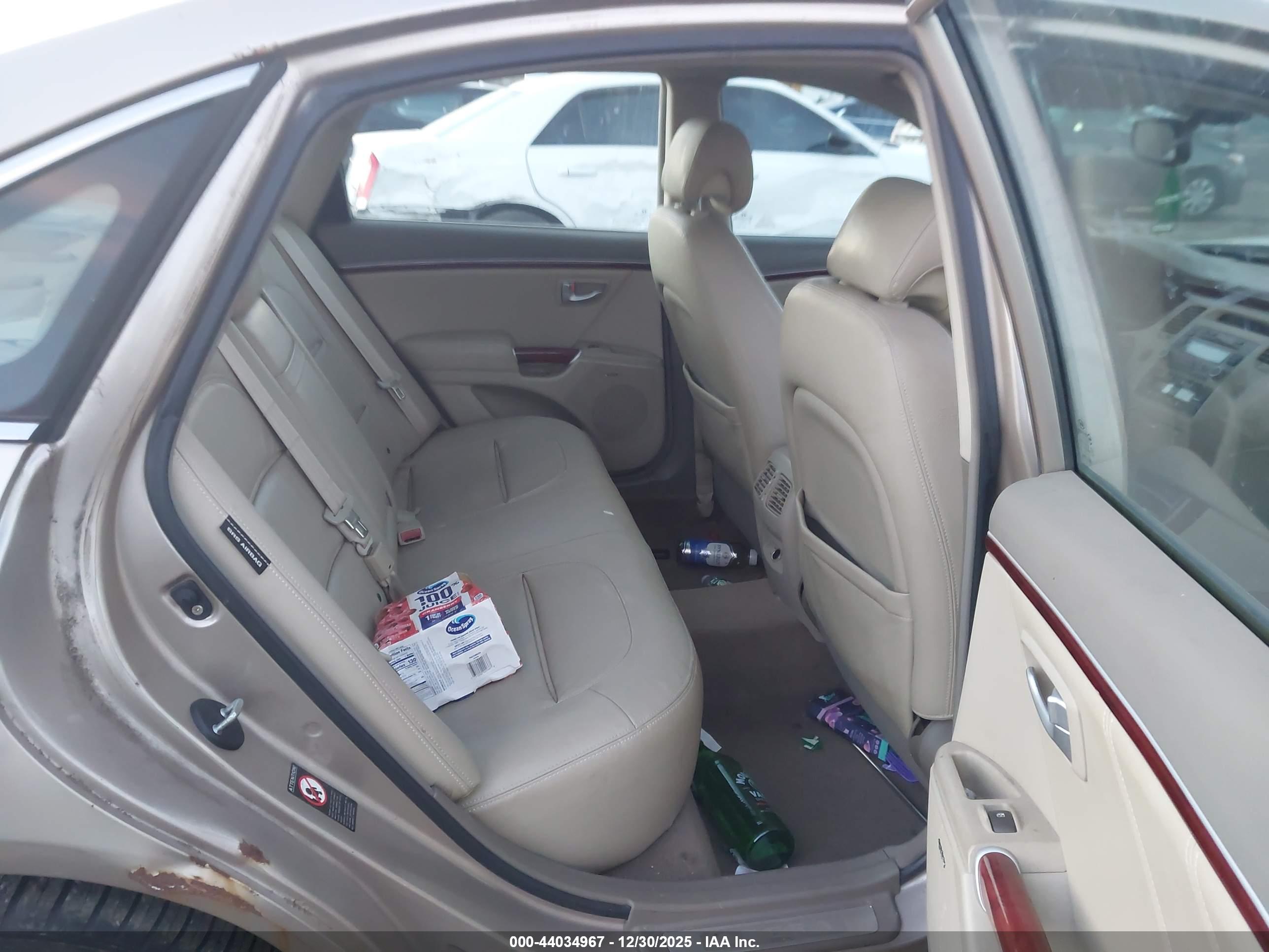 HYUNDAI AZERA image 8