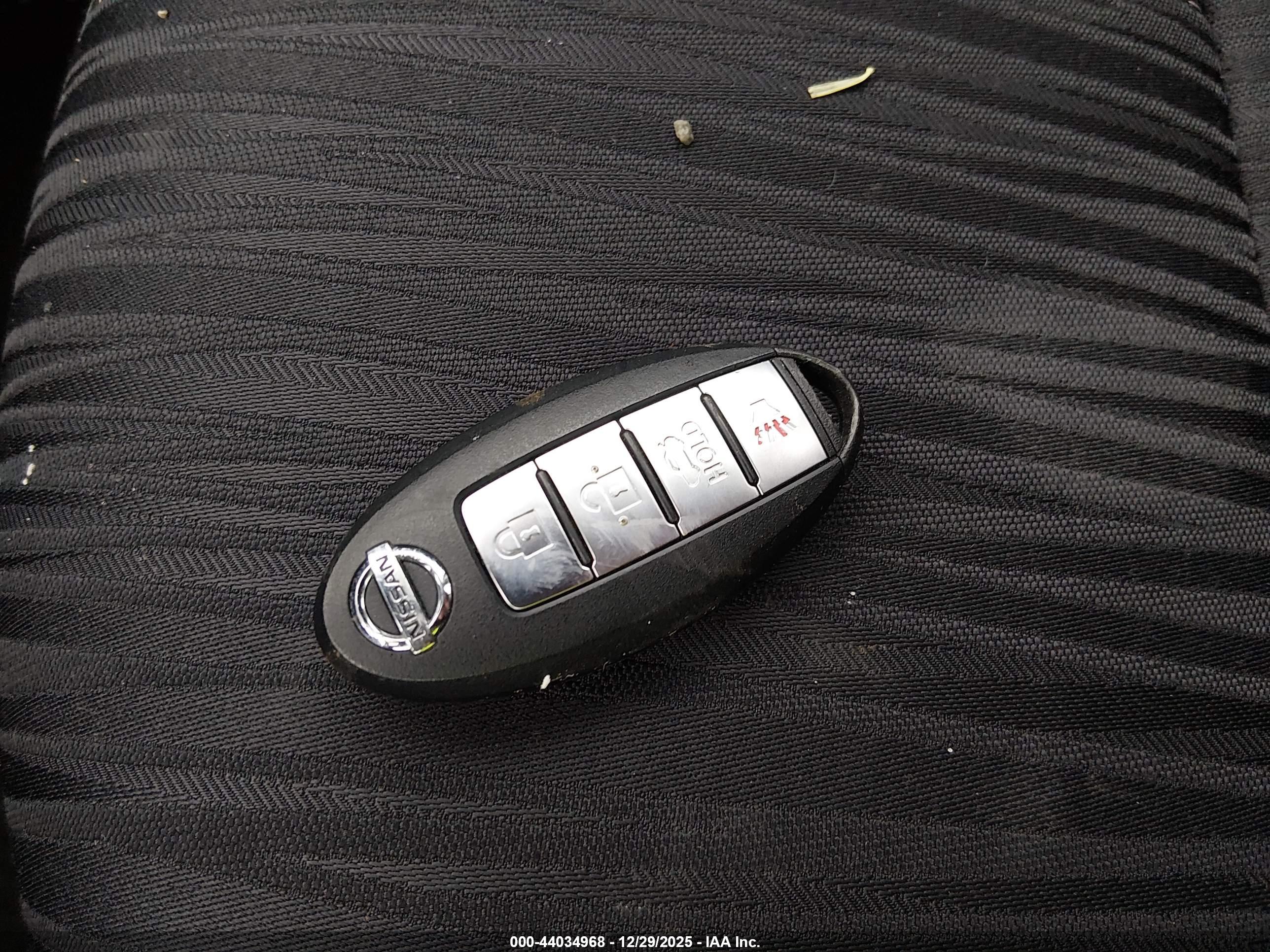 NISSAN SENTRA image 11