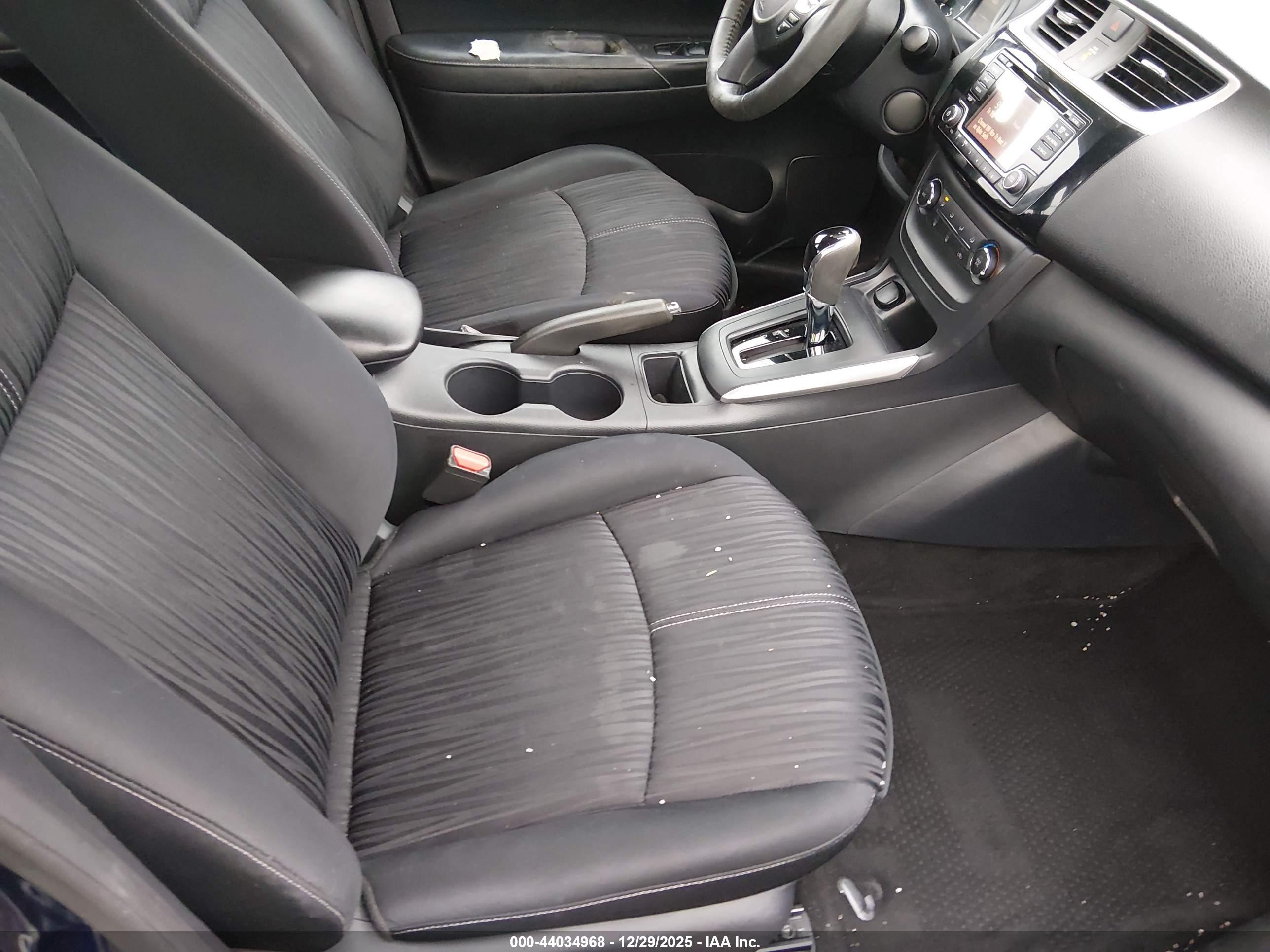 NISSAN SENTRA image 5