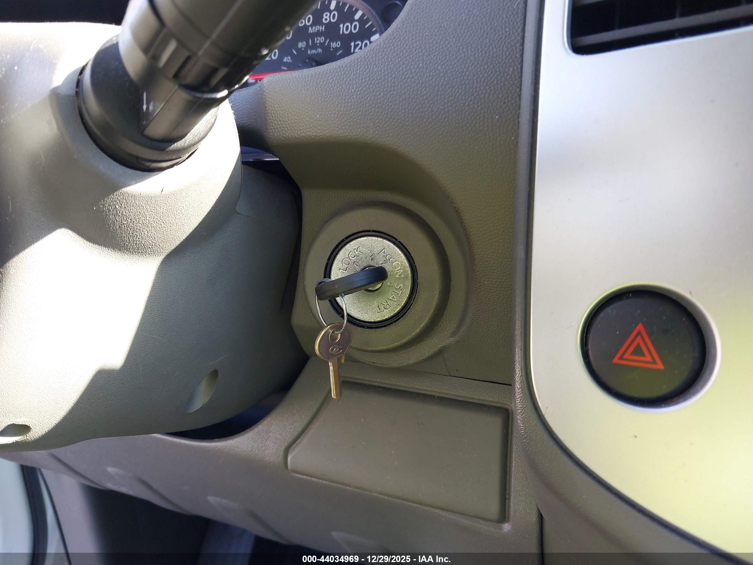 NISSAN FRONTIER image 11