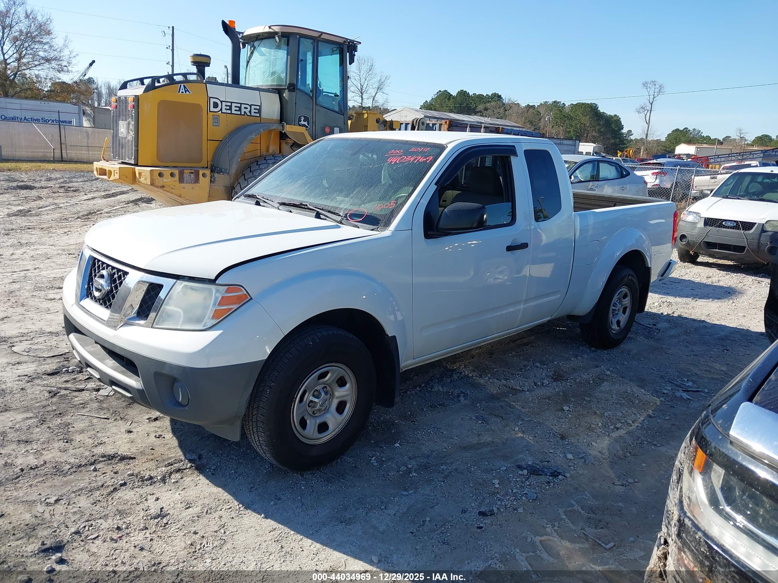 NISSAN FRONTIER image 2