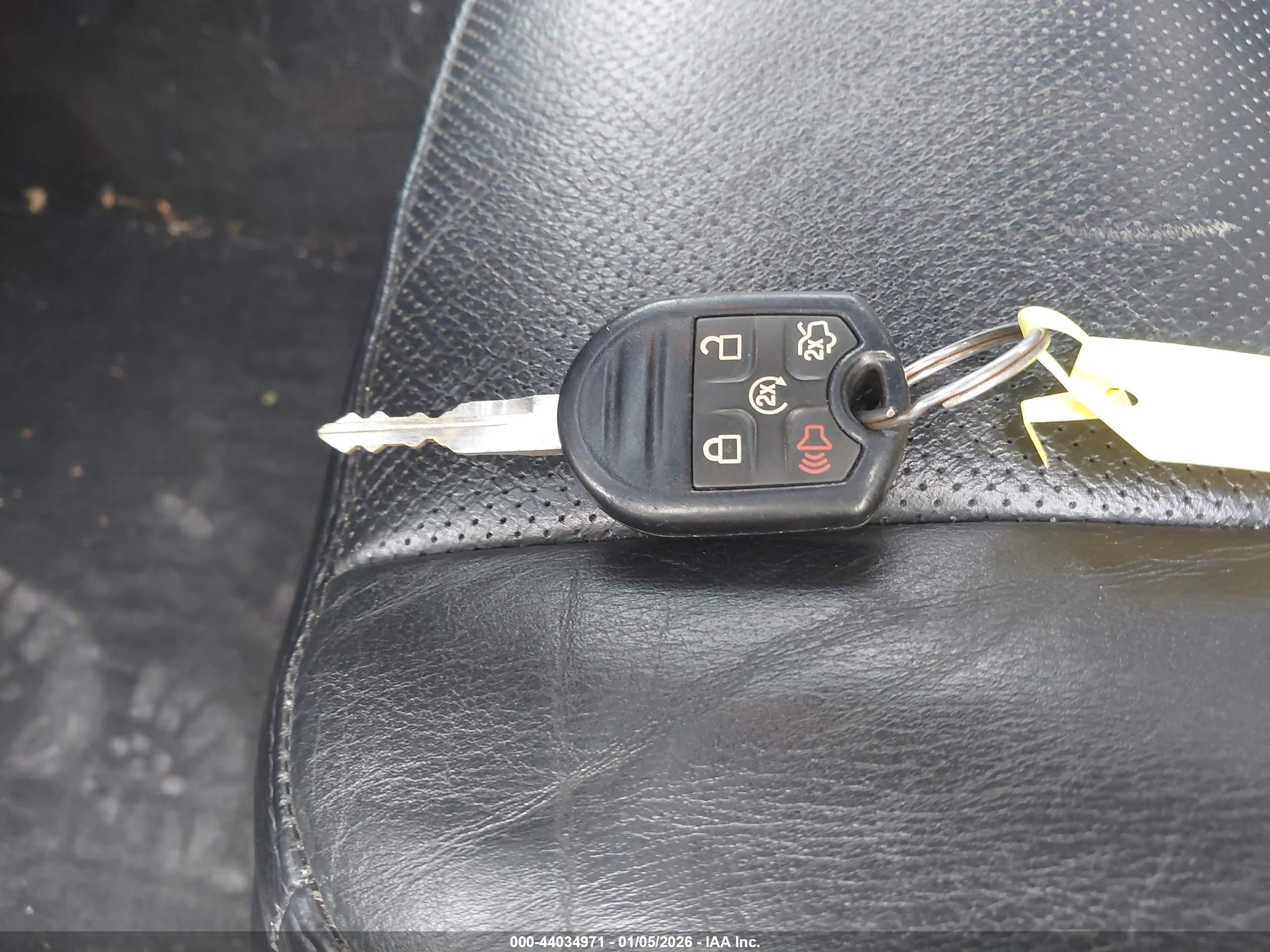 FORD EXPEDITION image 11