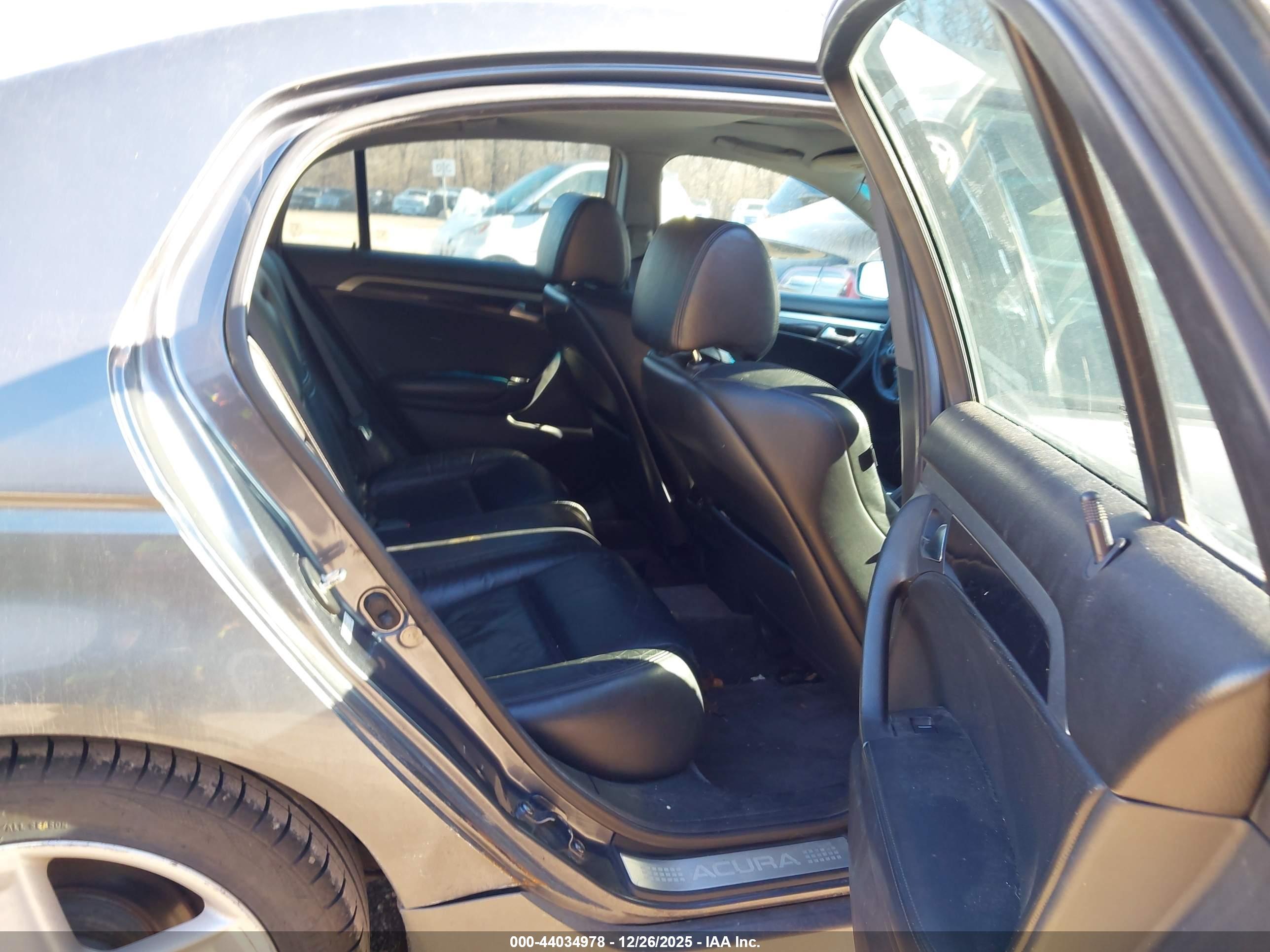 ACURA TL image 8