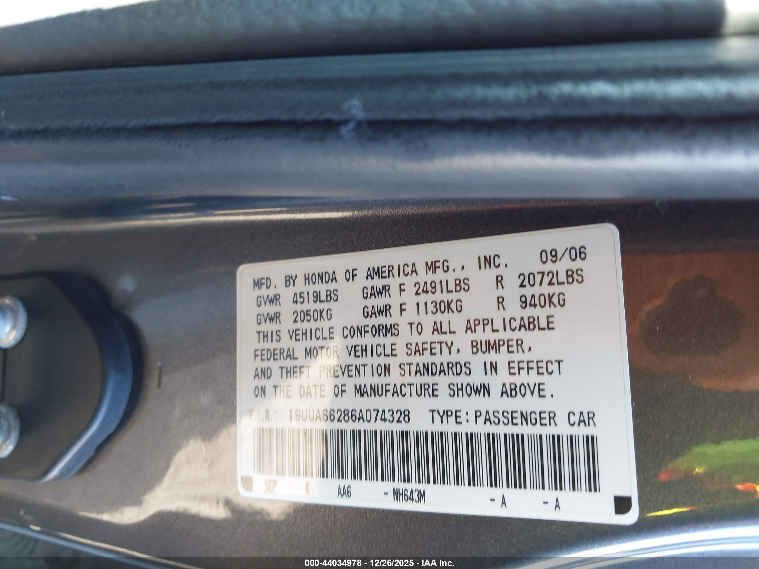 ACURA TL image 9
