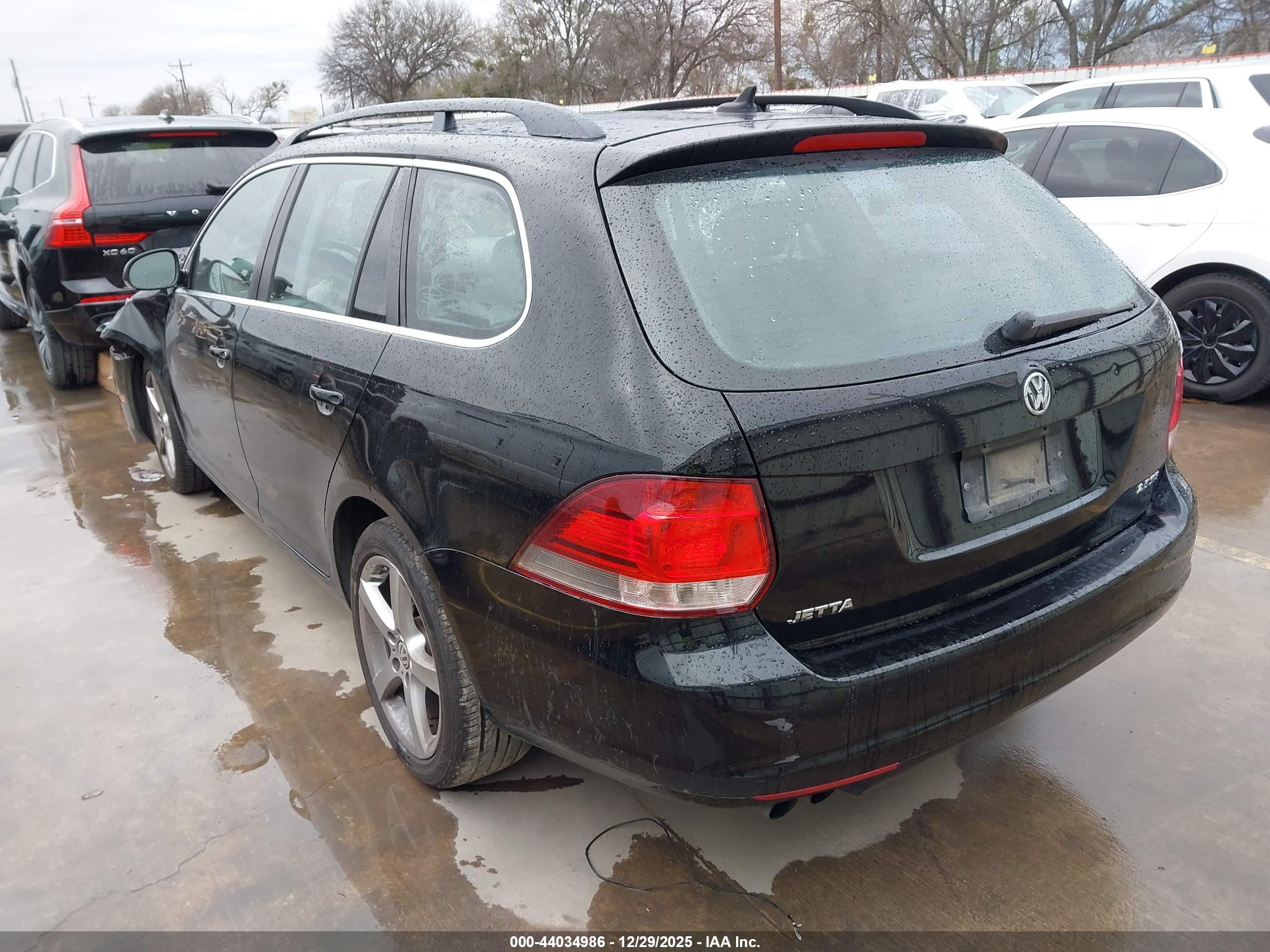 VOLKSWAGEN JETTA image 3