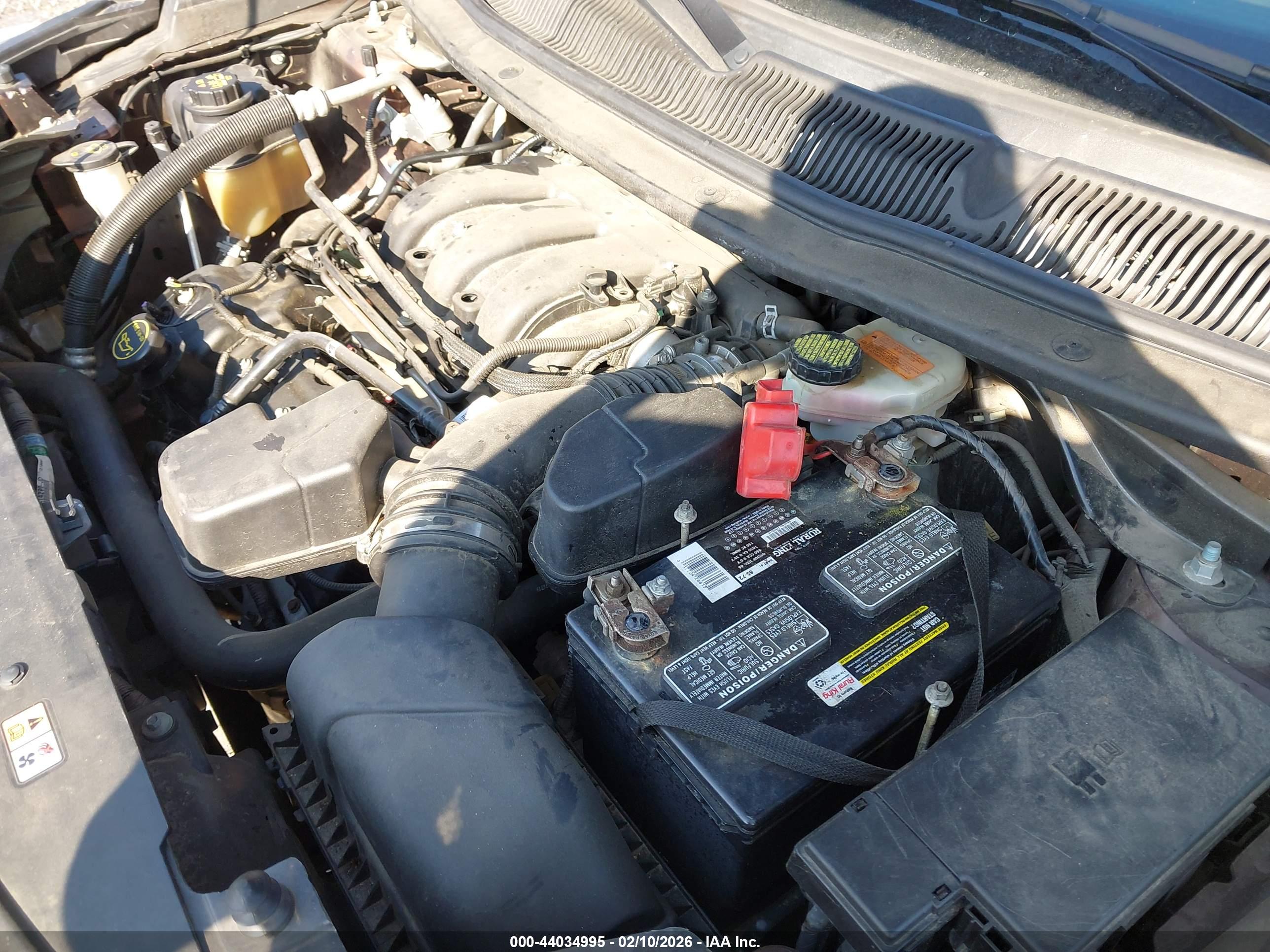 FORD EXPLORER image 10