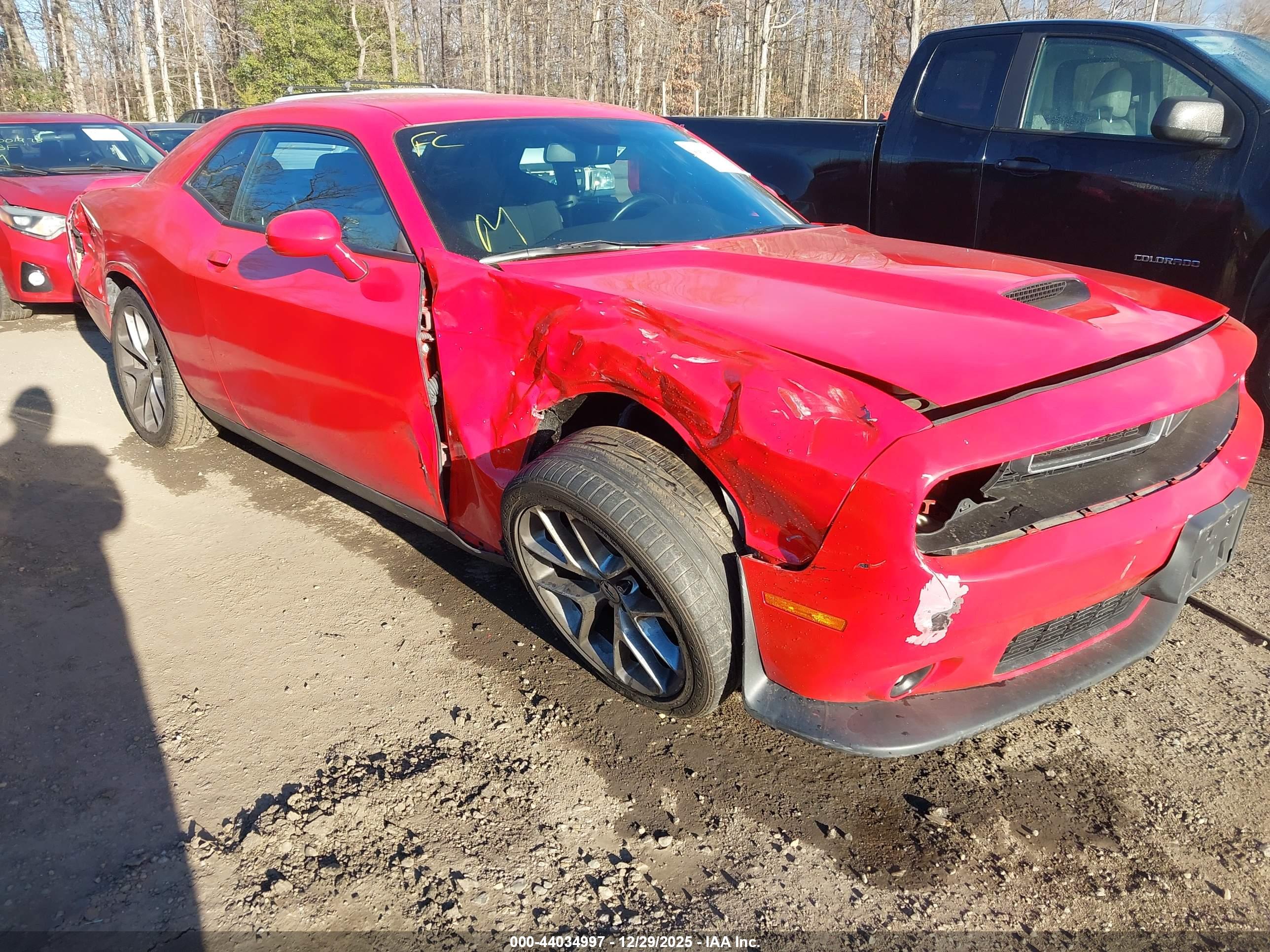 DODGE CHALLENGER image 6