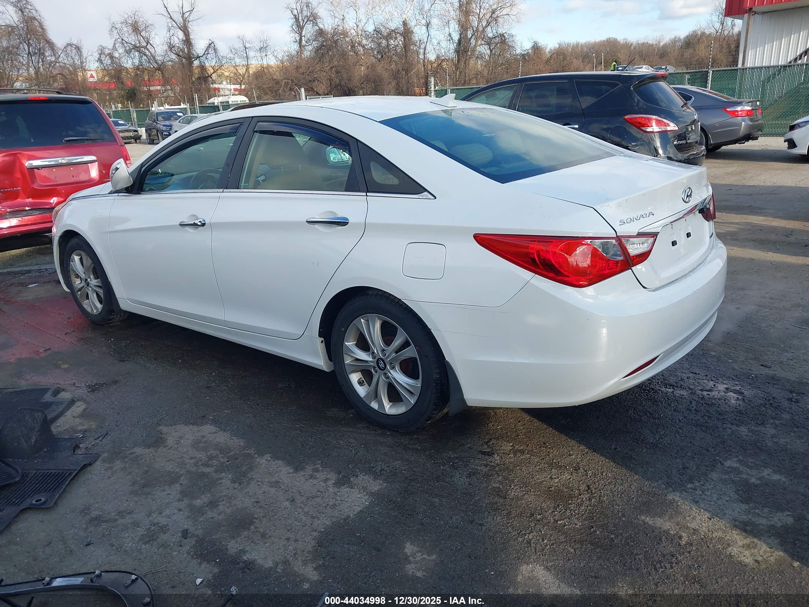 HYUNDAI SONATA image 3