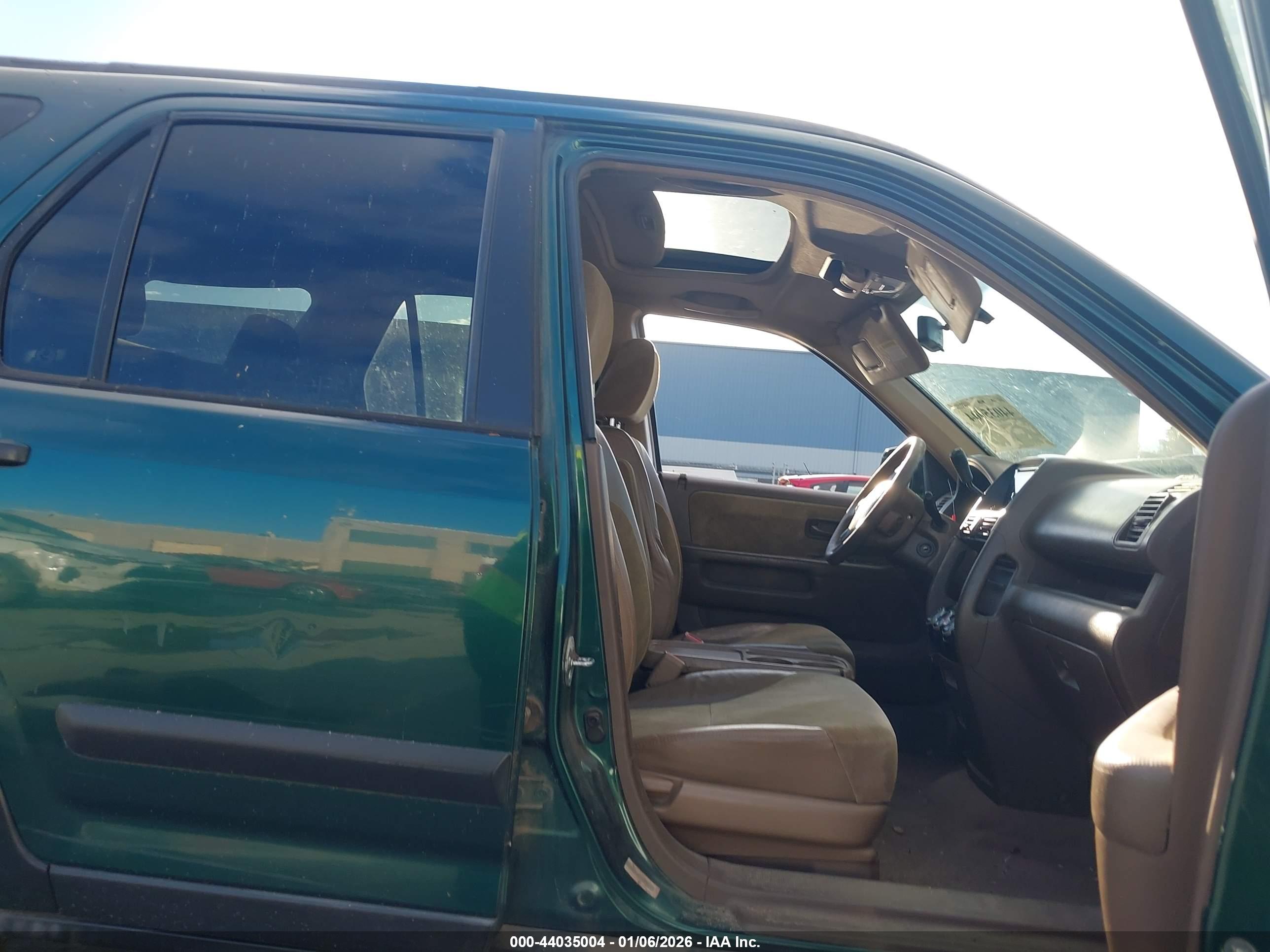 HONDA CR-V image 5