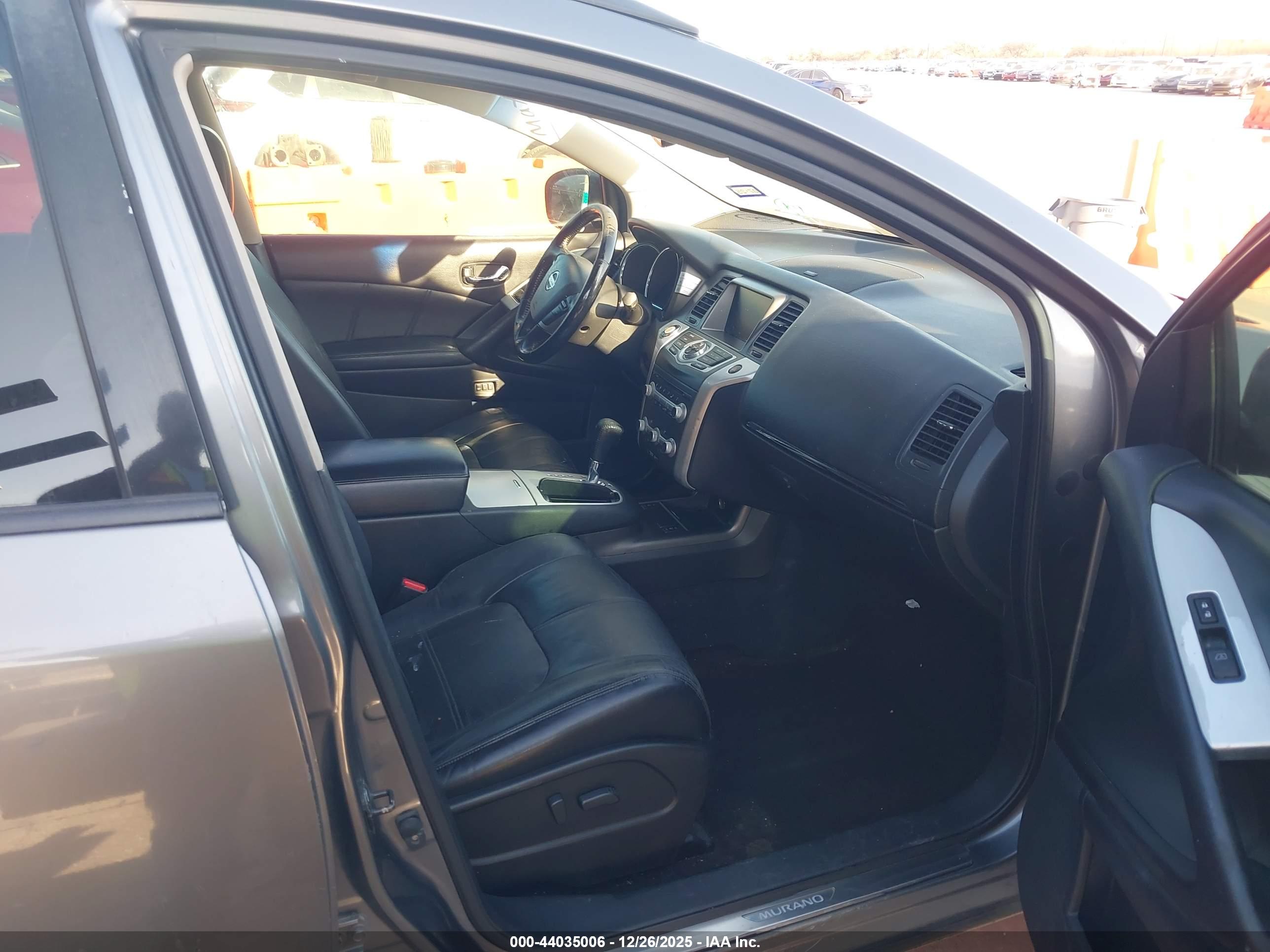 NISSAN MURANO image 5