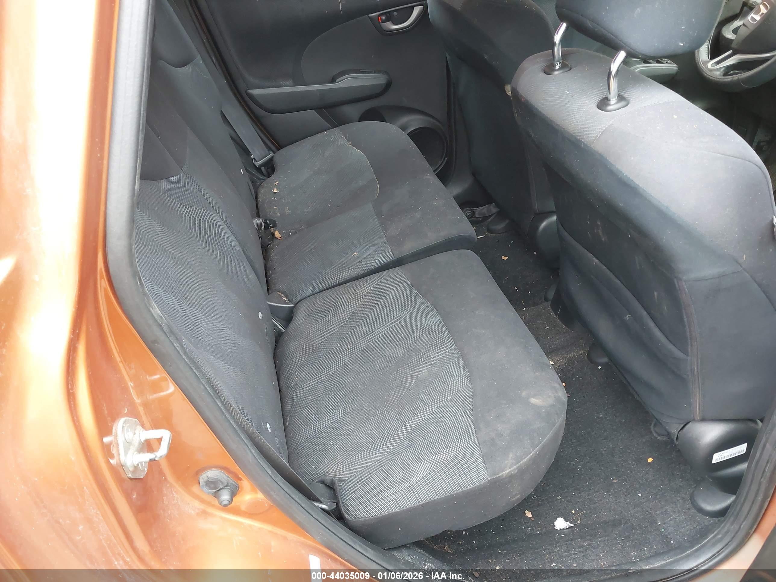 HONDA FIT image 8