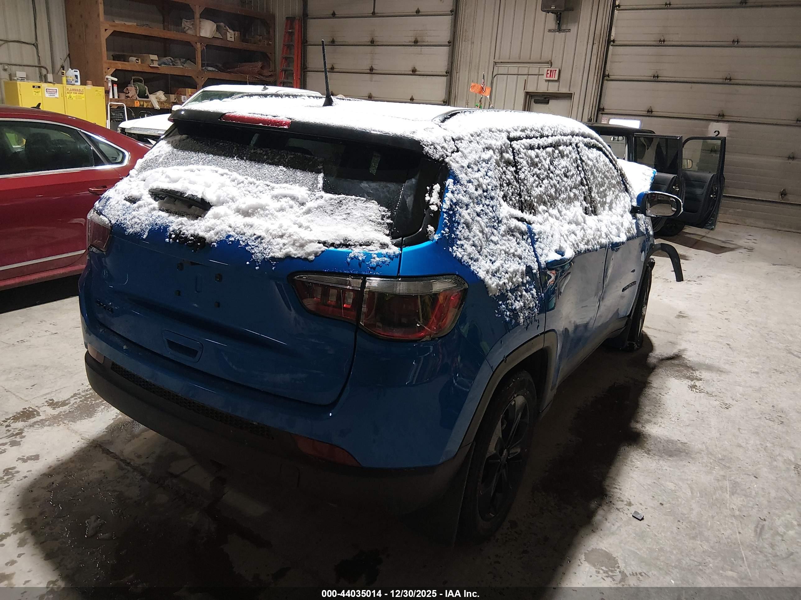 JEEP COMPASS image 4