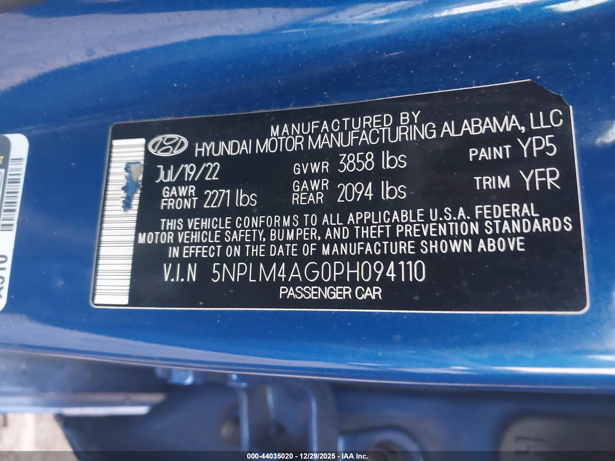 HYUNDAI ELANTRA image 9