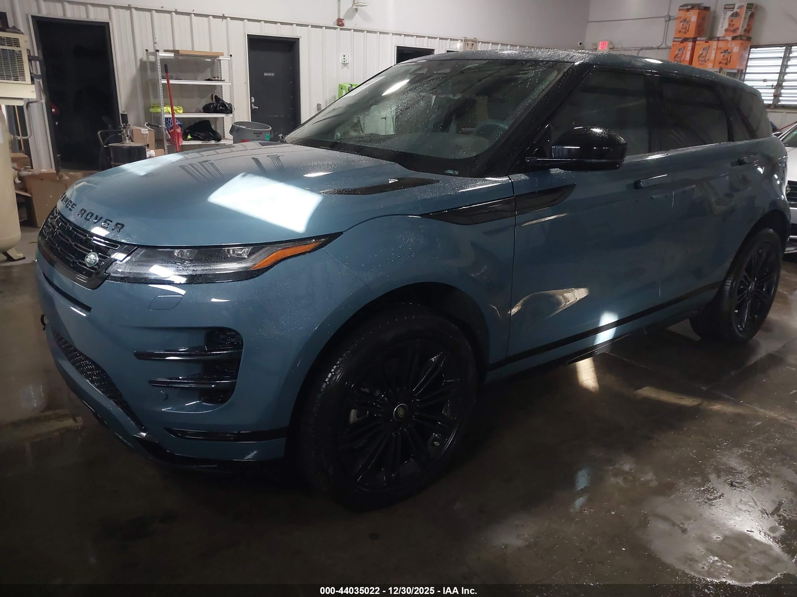 LAND ROVER image 2