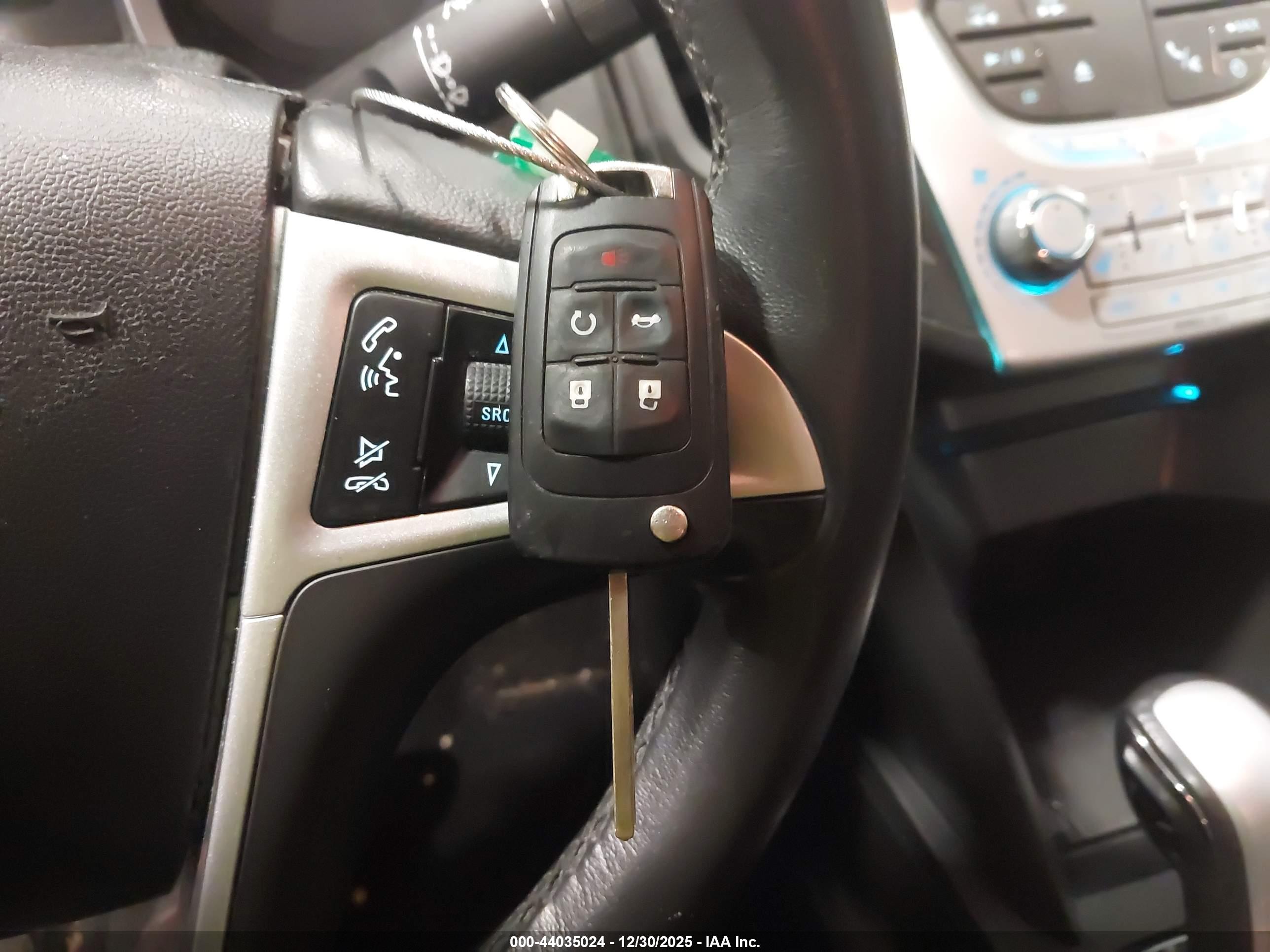 CHEVROLET EQUINOX image 11