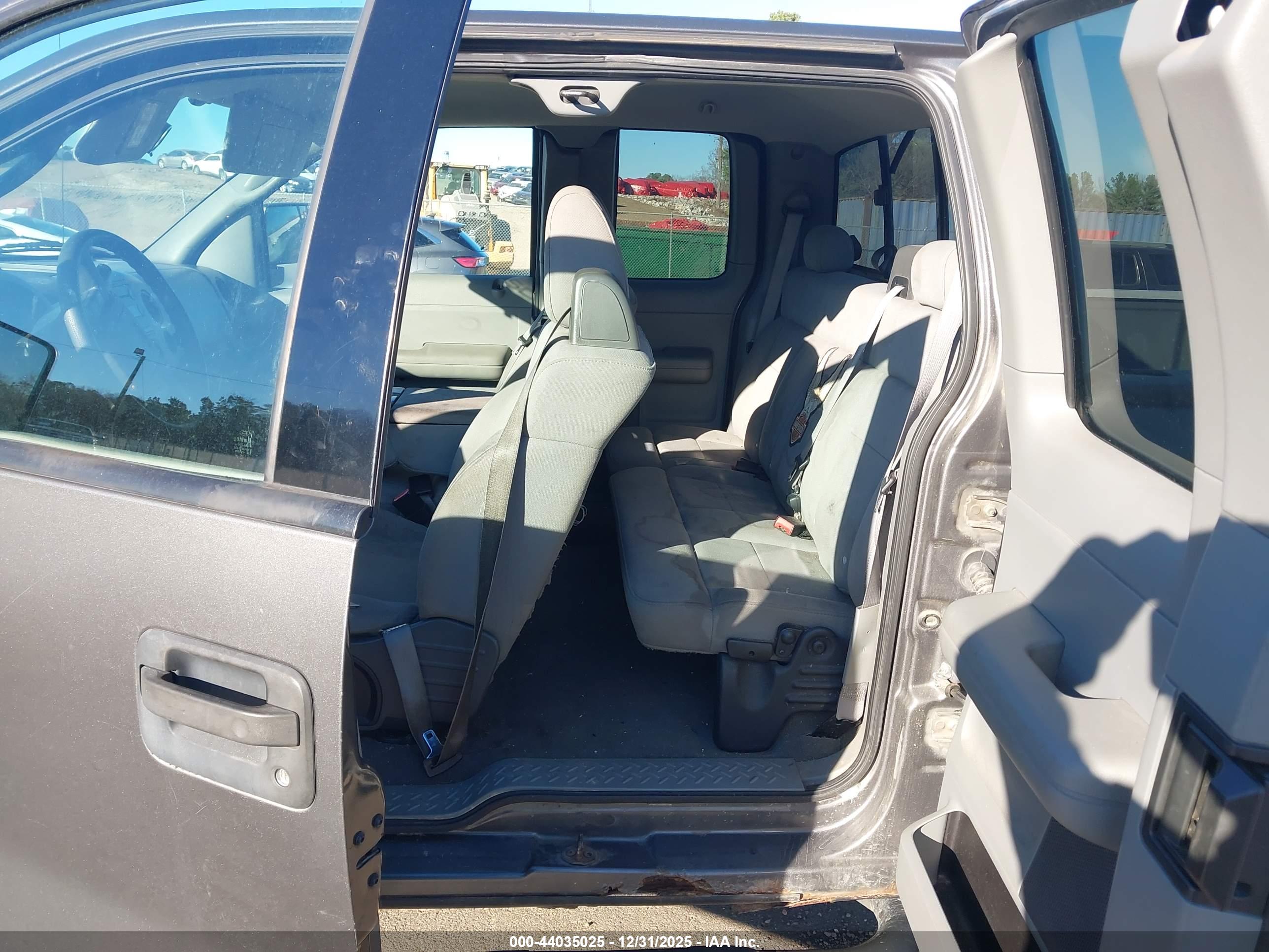 FORD F-150 image 8