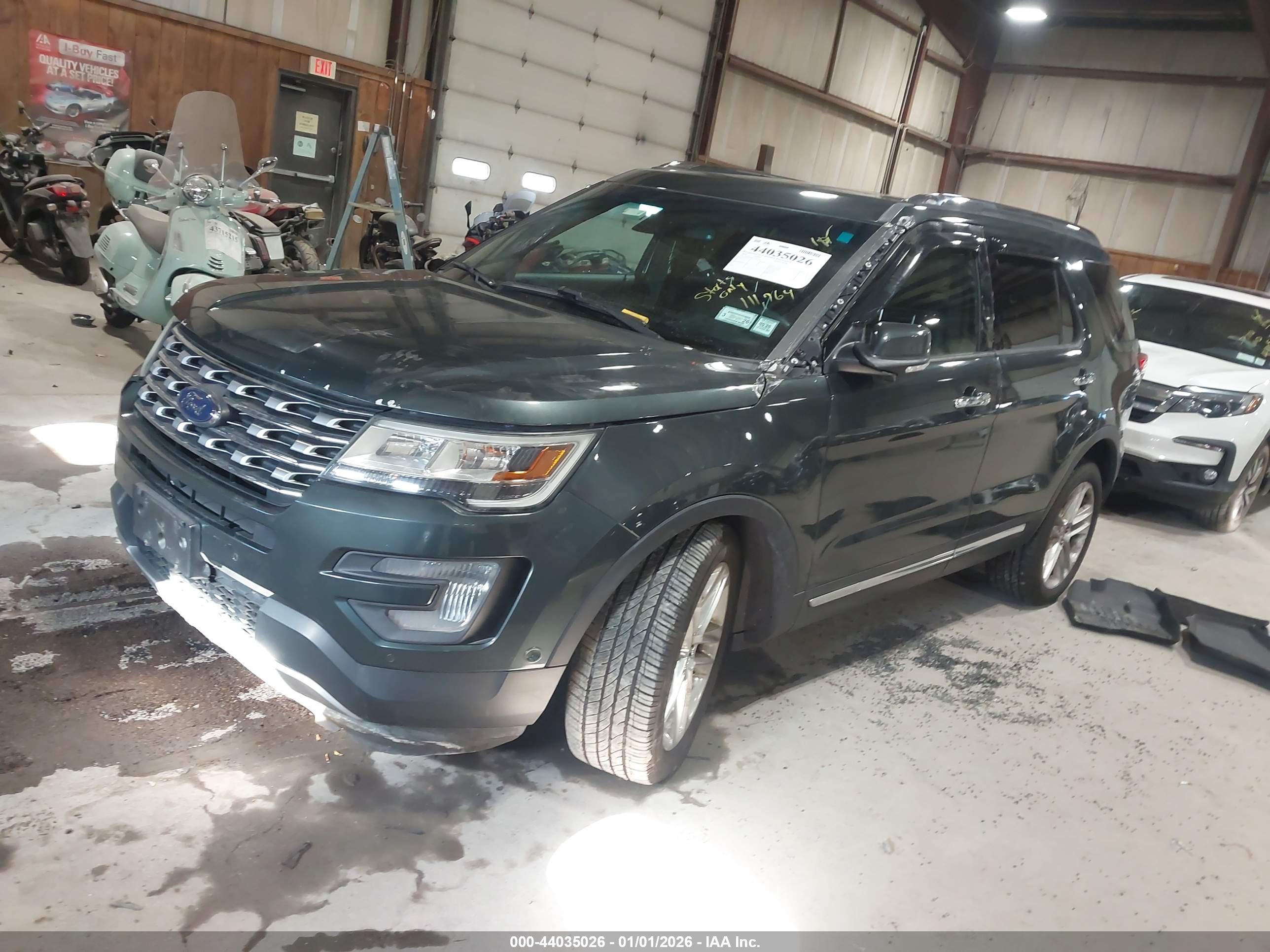 FORD EXPLORER image 2