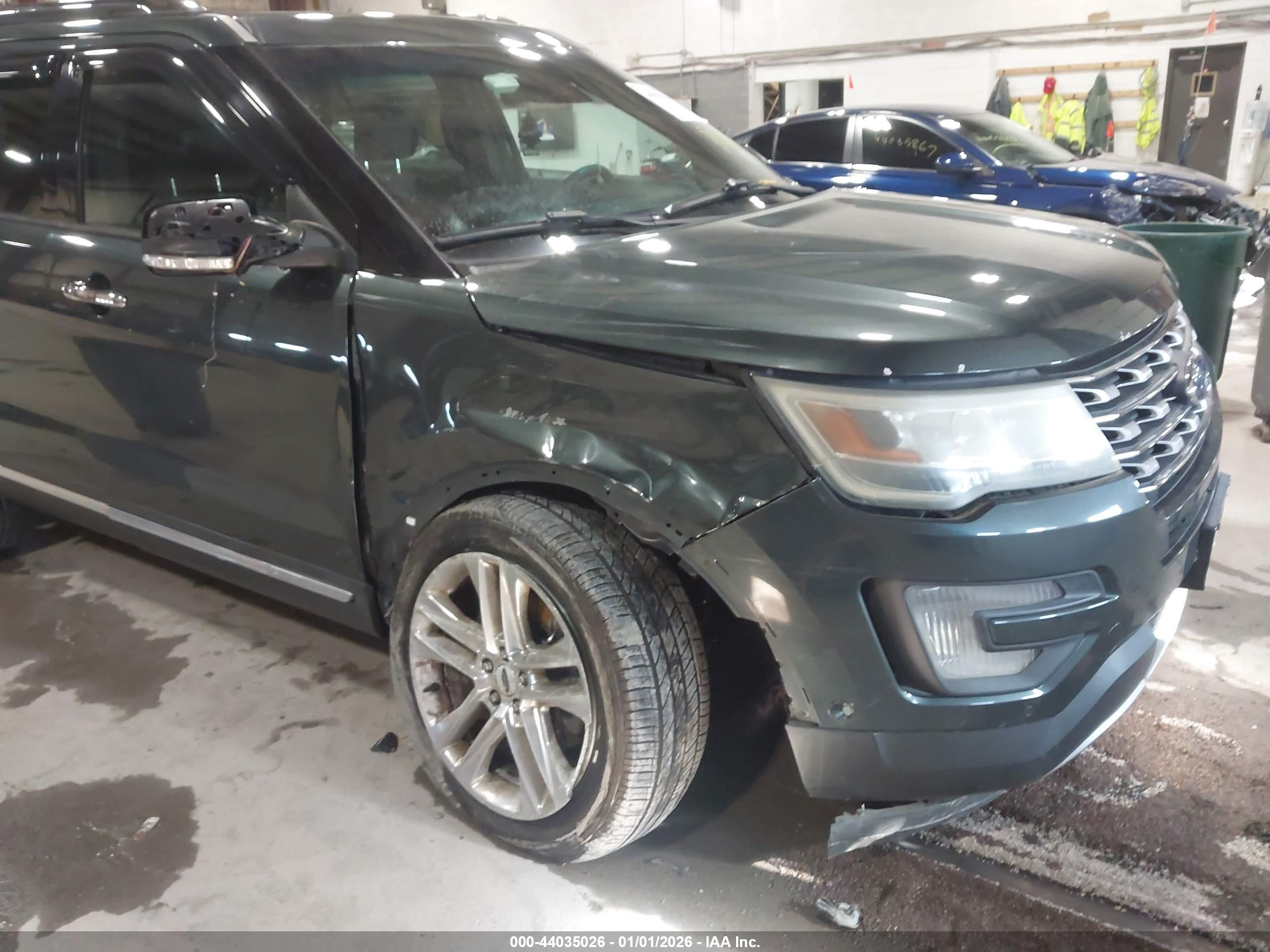 FORD EXPLORER image 6