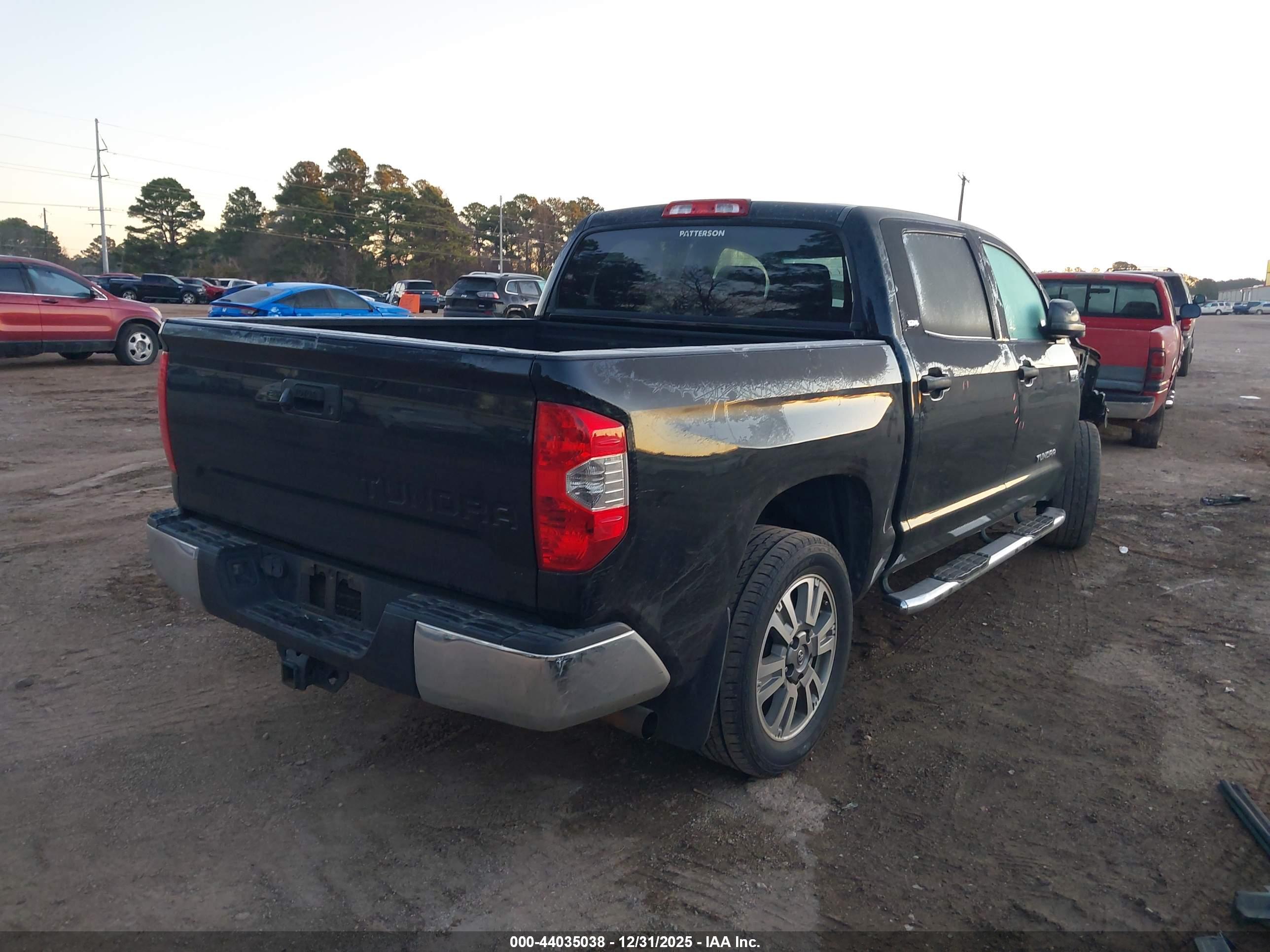 TOYOTA TUNDRA image 4
