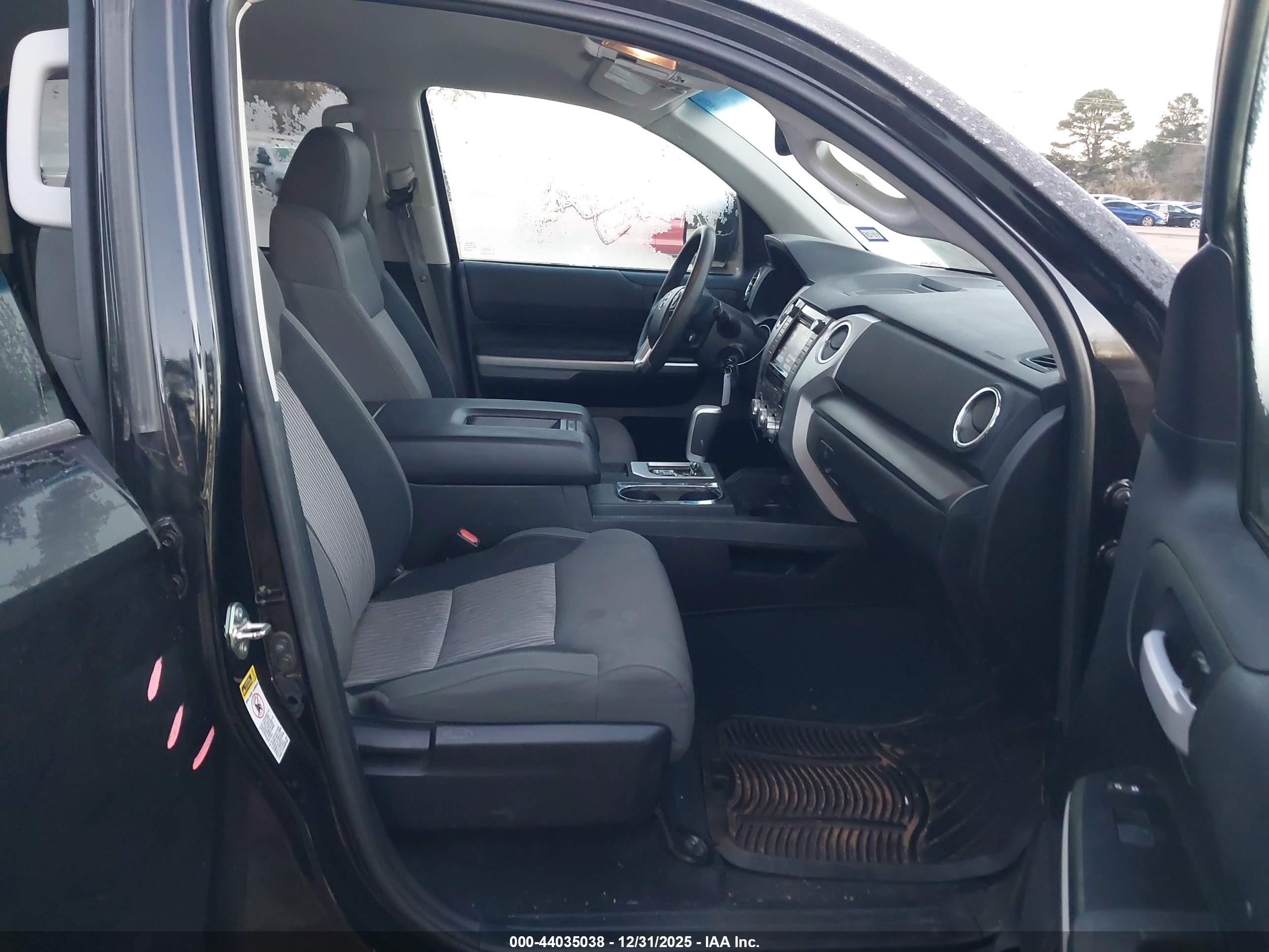TOYOTA TUNDRA image 5