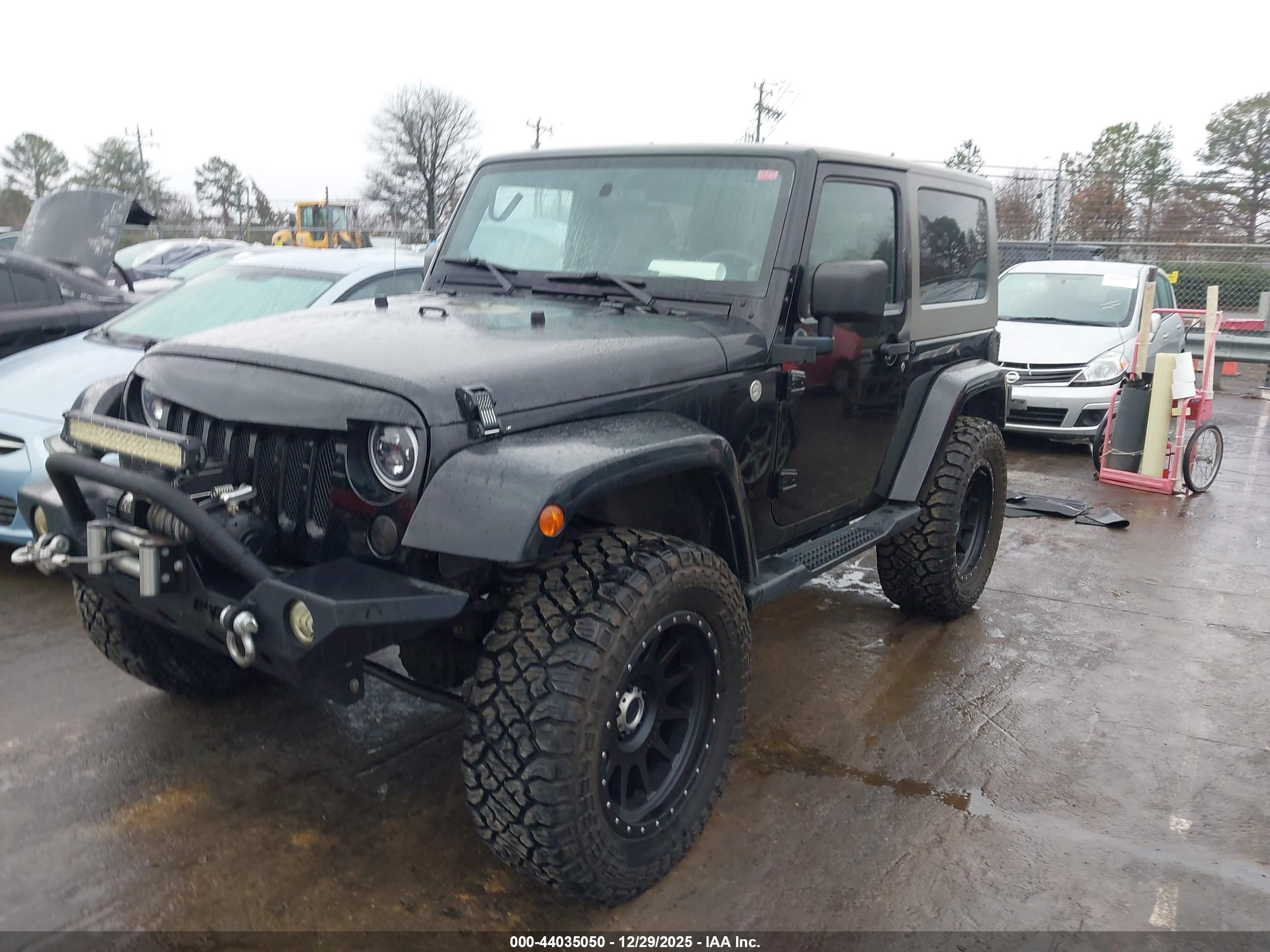 JEEP WRANGLER image 2