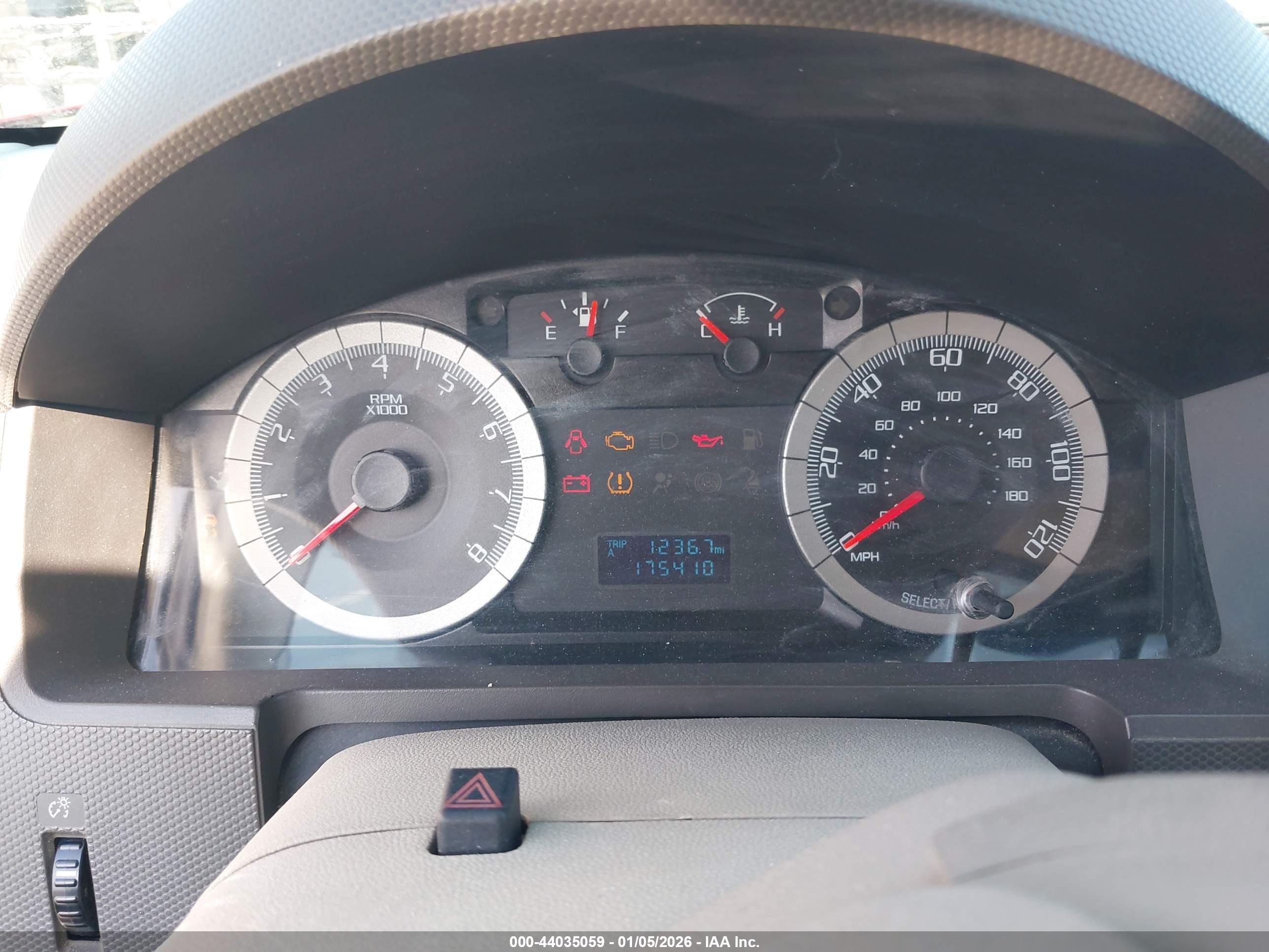 FORD ESCAPE image 7