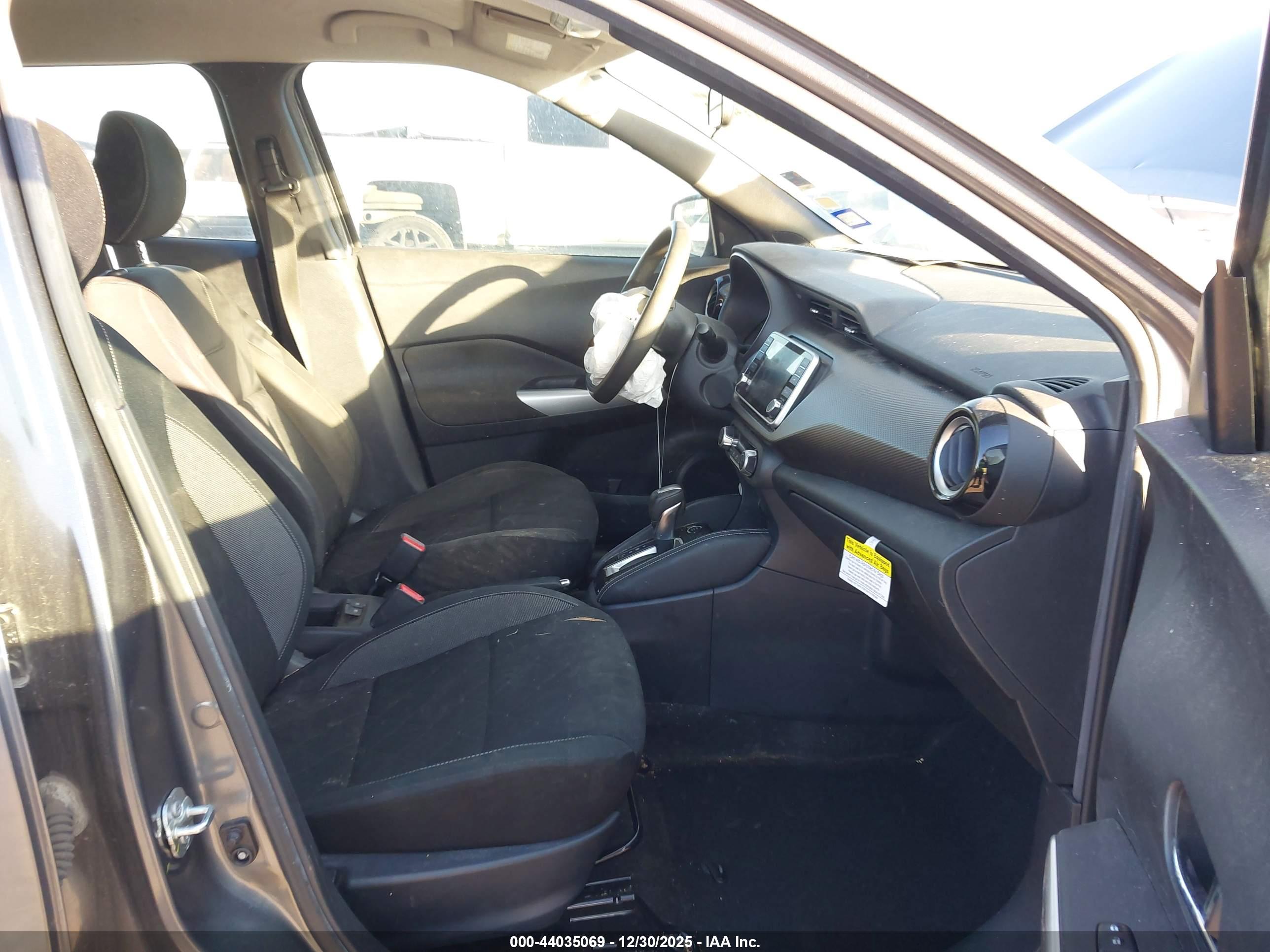 NISSAN KICKS image 5