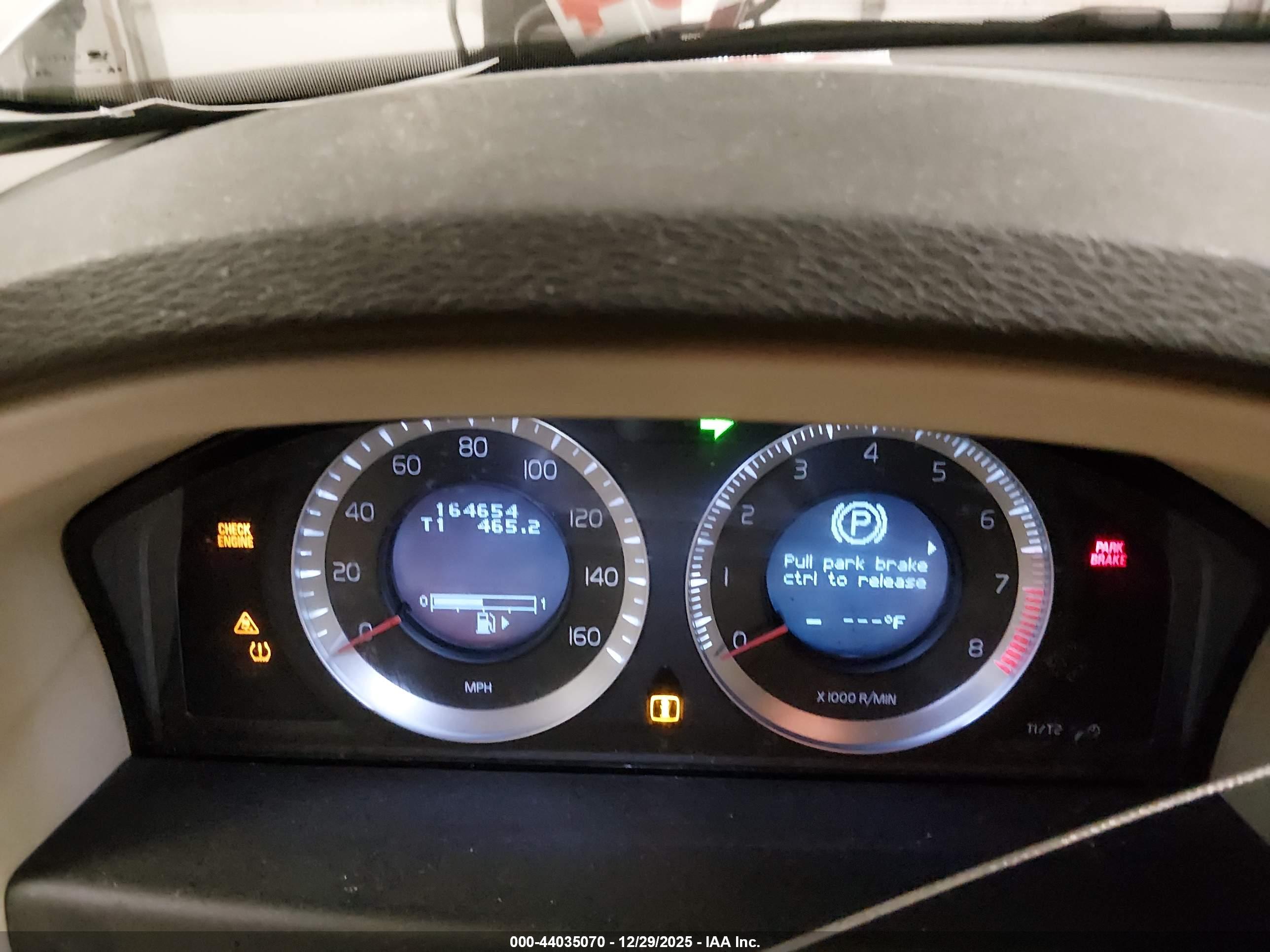 VOLVO S80 image 7