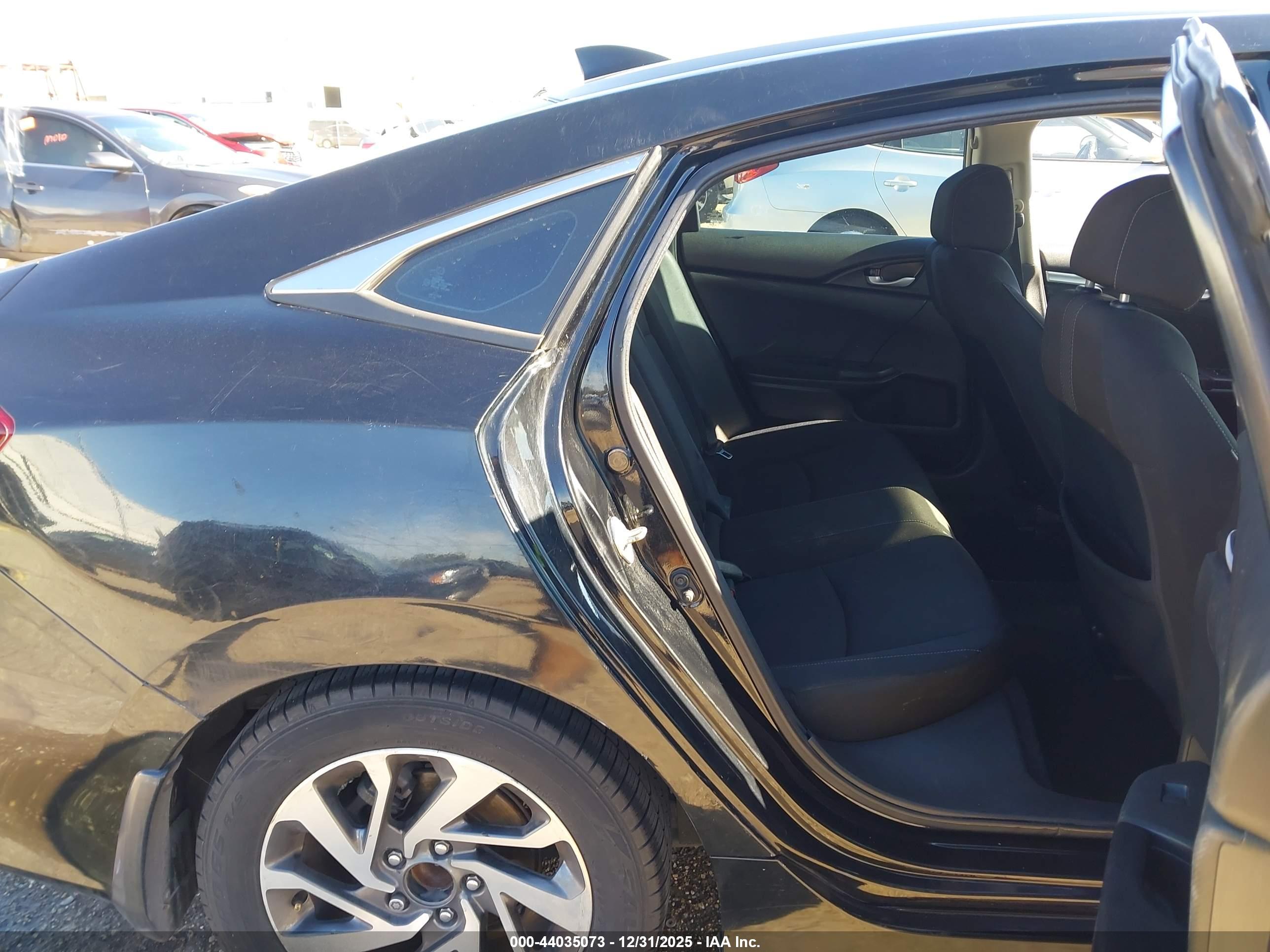 HONDA CIVIC image 8
