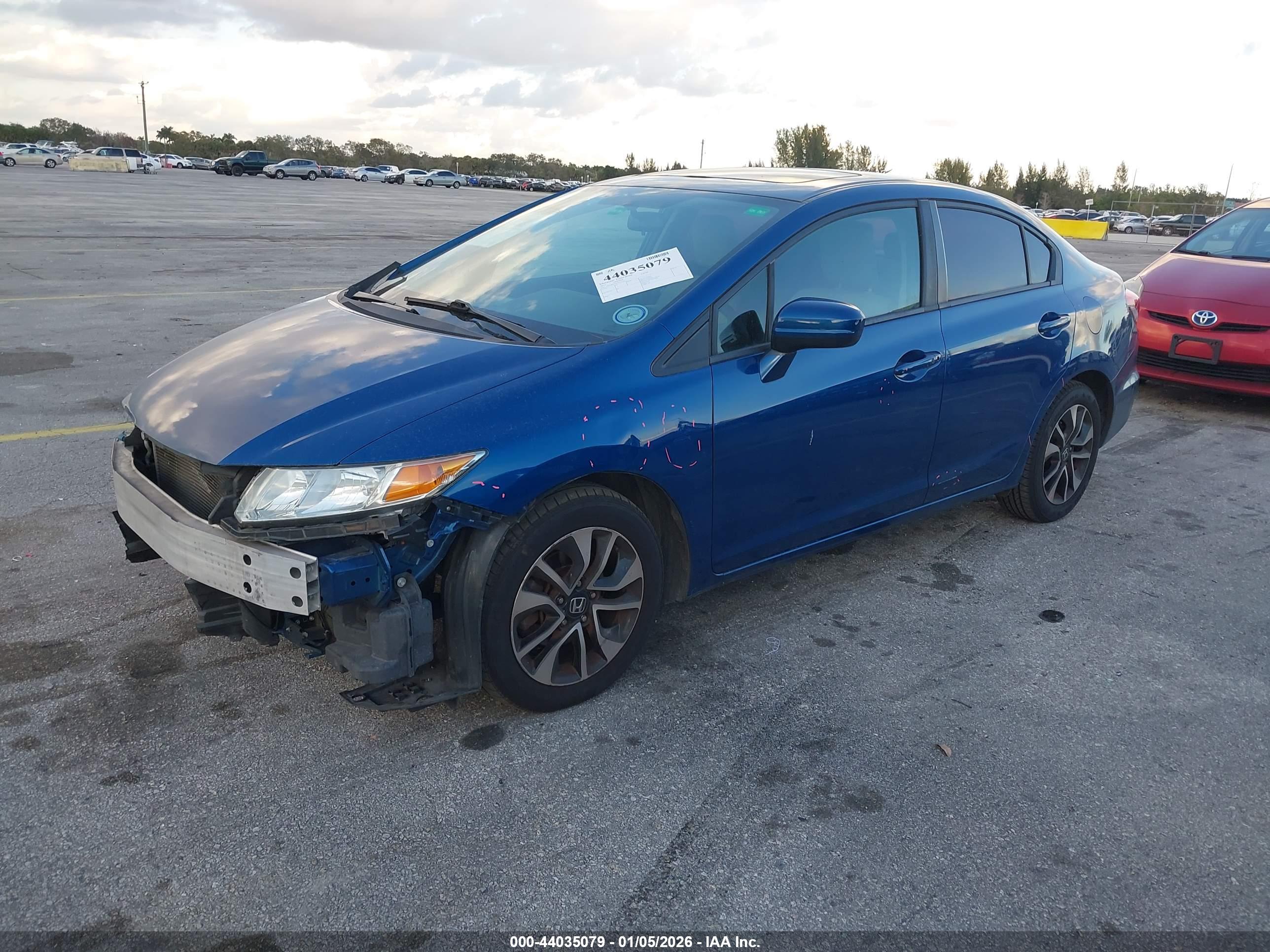 HONDA CIVIC image 2