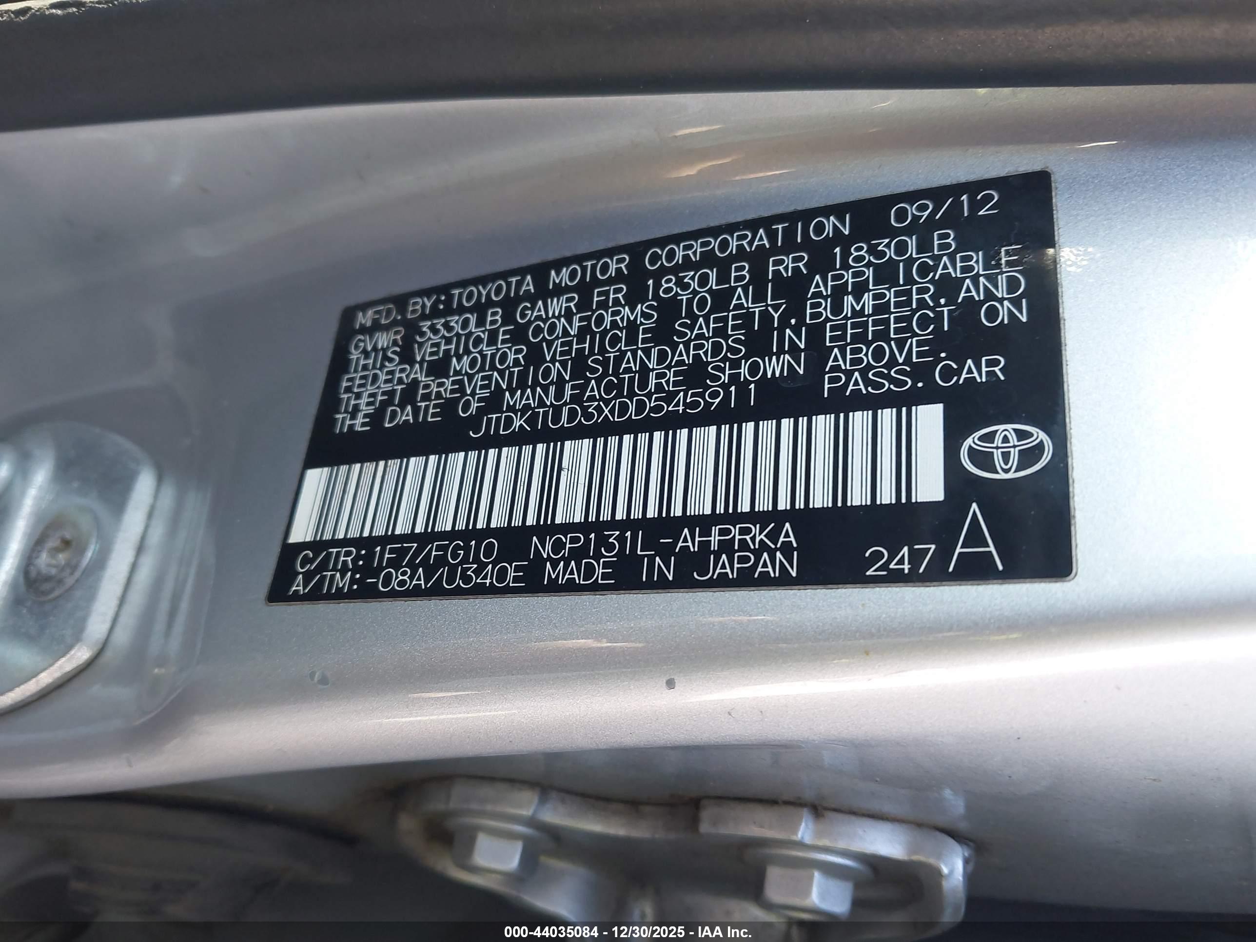 TOYOTA YARIS image 9