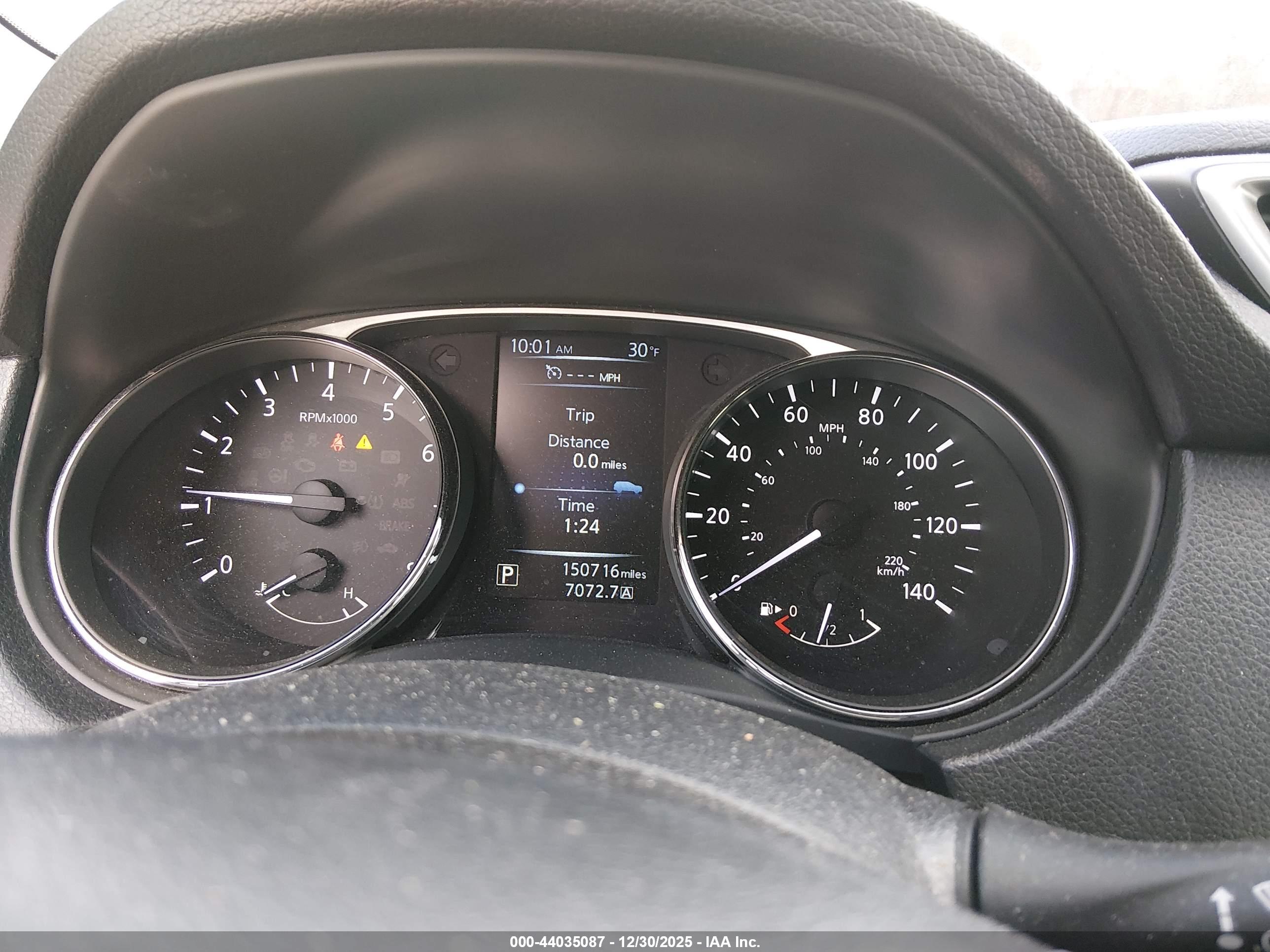 NISSAN ROGUE image 7