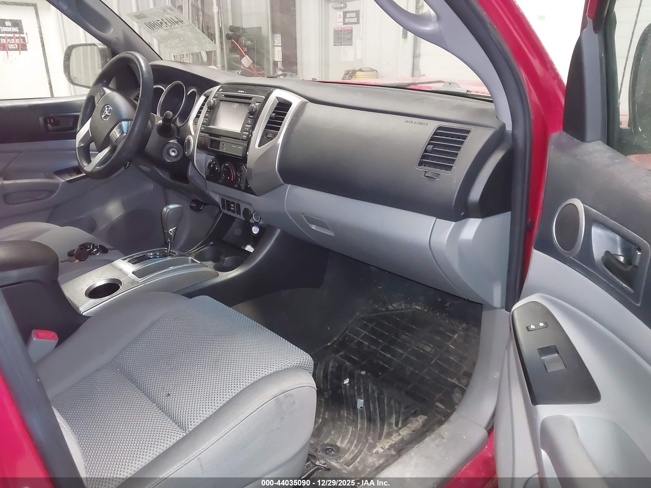 TOYOTA TACOMA image 5