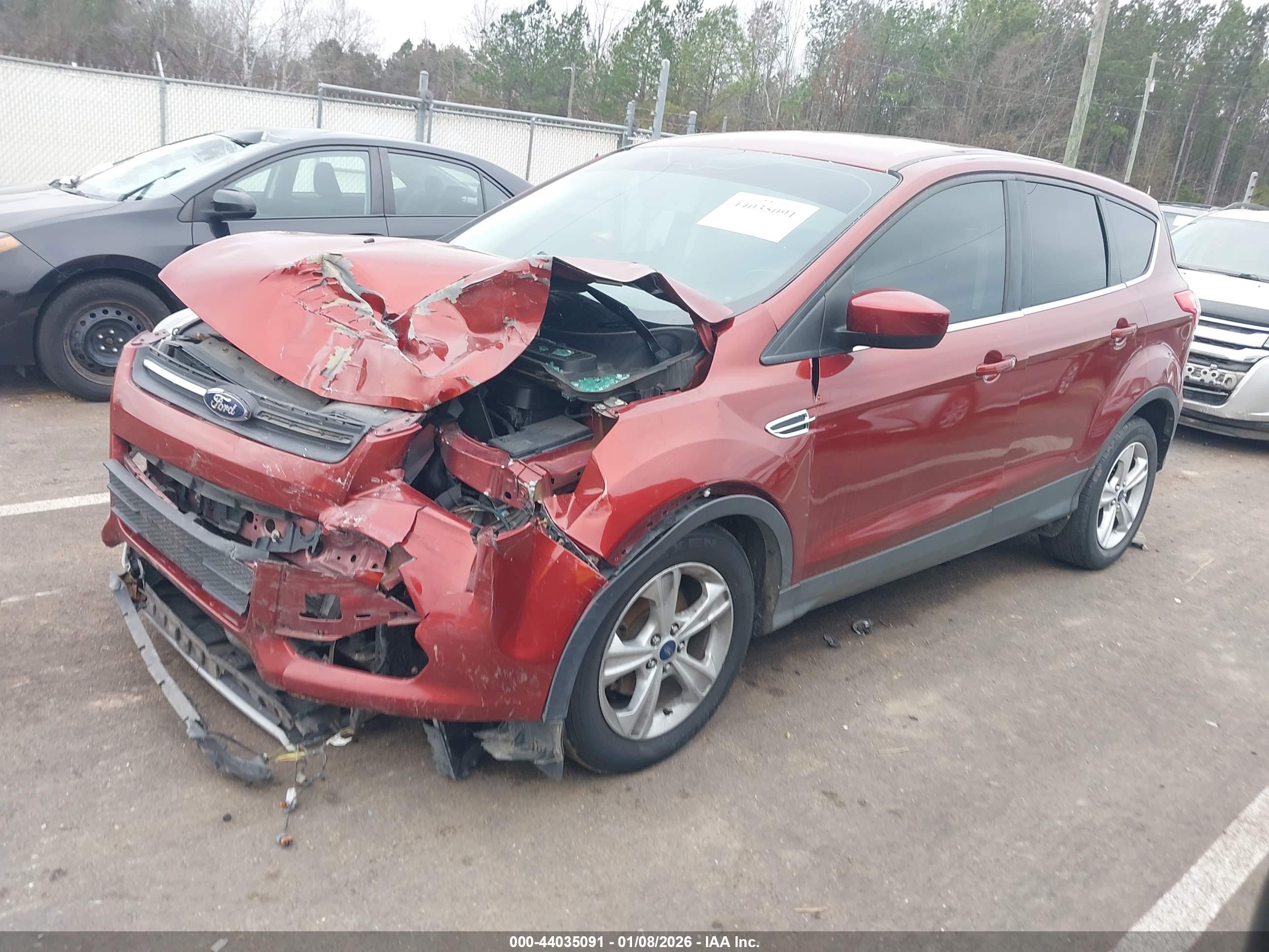 FORD ESCAPE image 2
