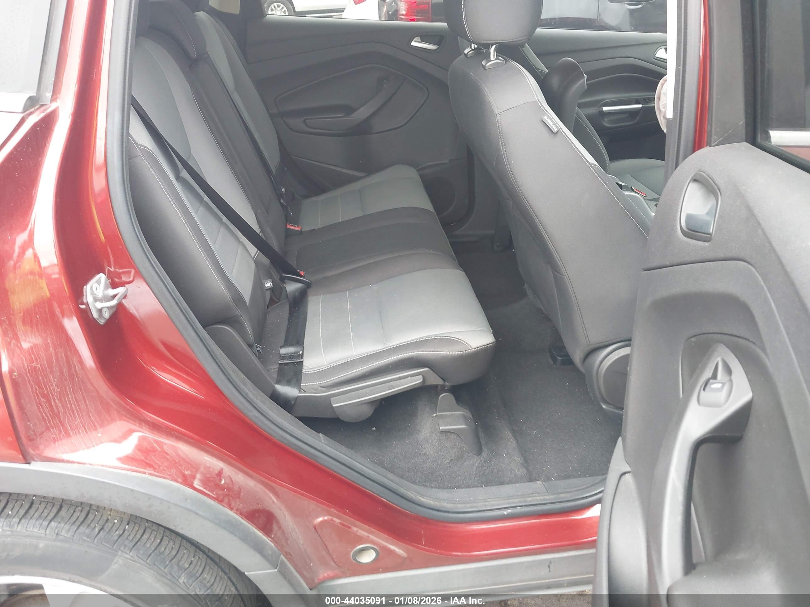 FORD ESCAPE image 8