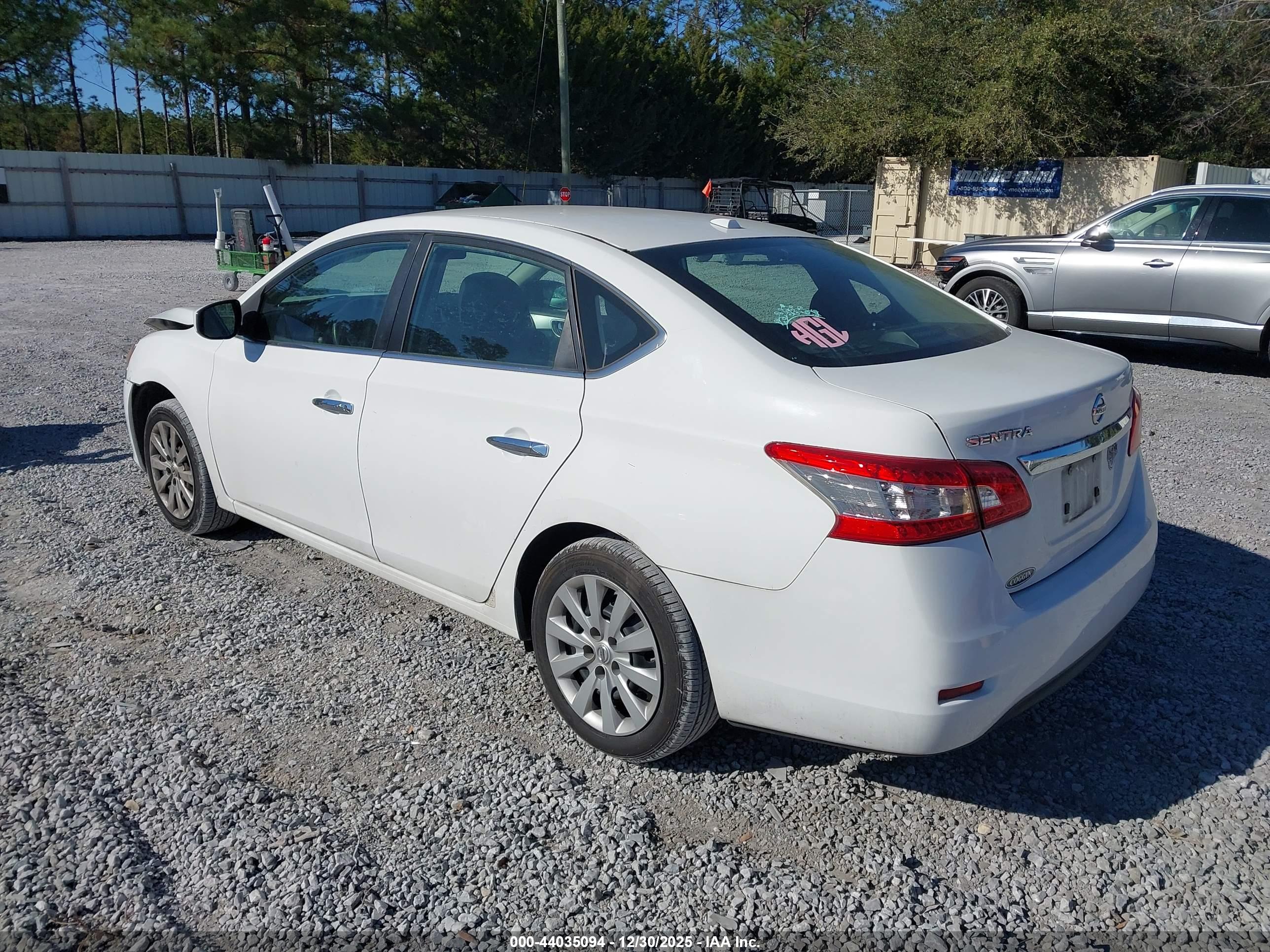 NISSAN SENTRA image 3