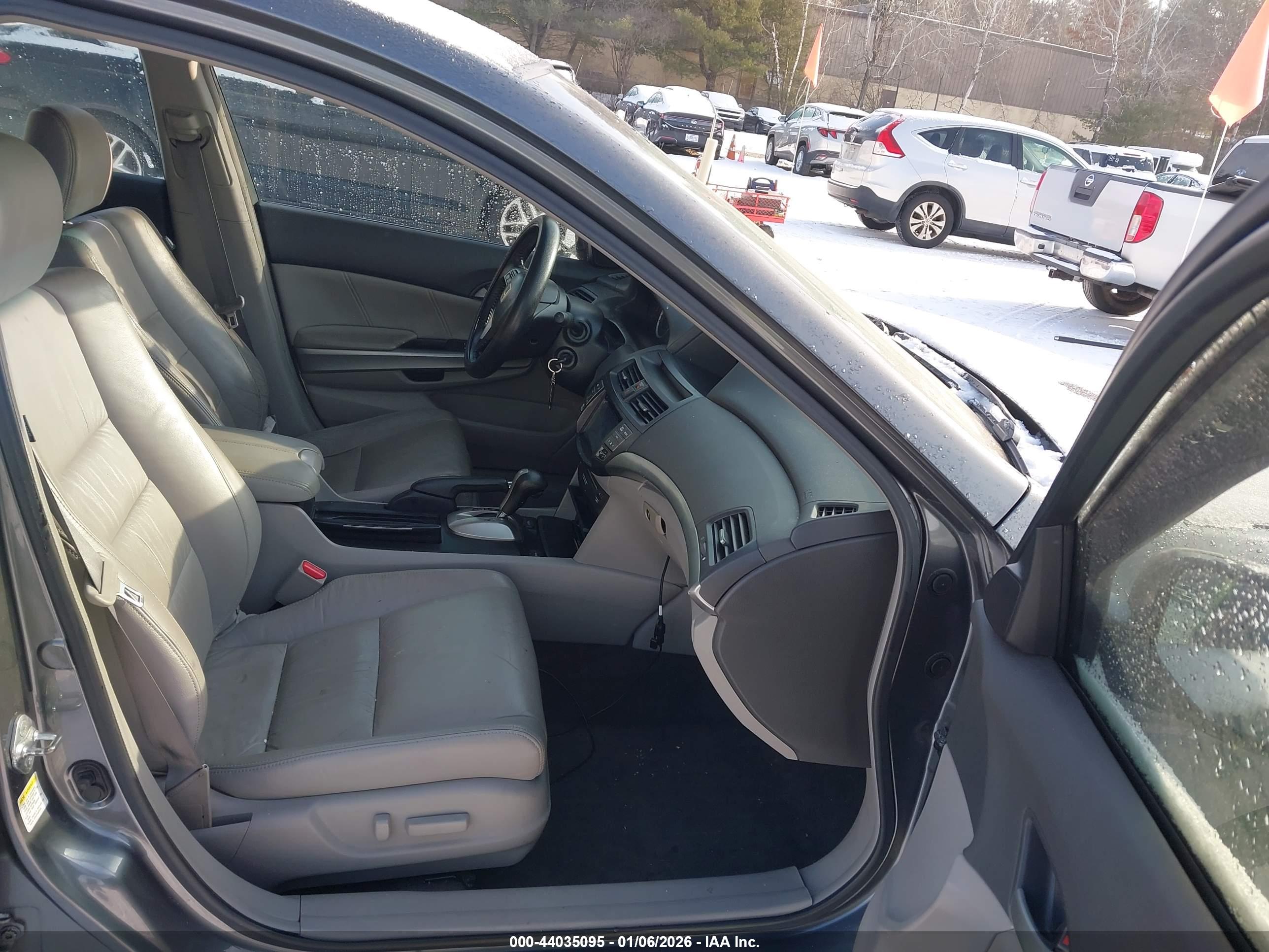 HONDA ACCORD image 5