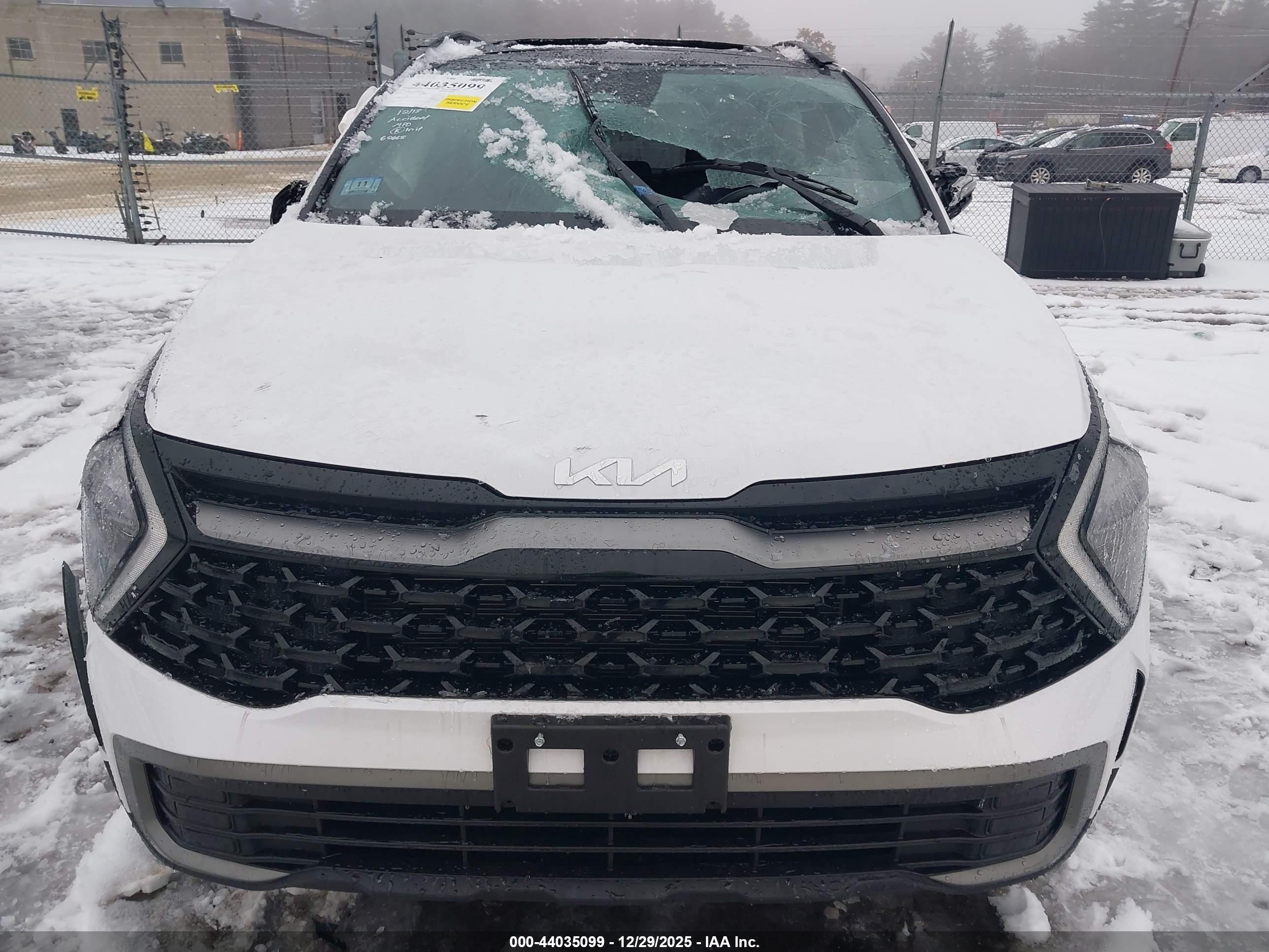 KIA SPORTAGE image 6