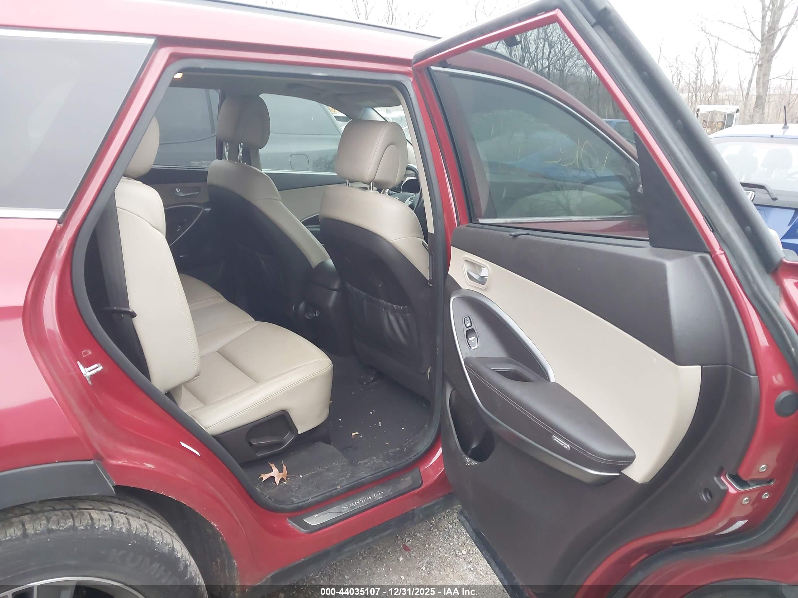 HYUNDAI SANTA image 8