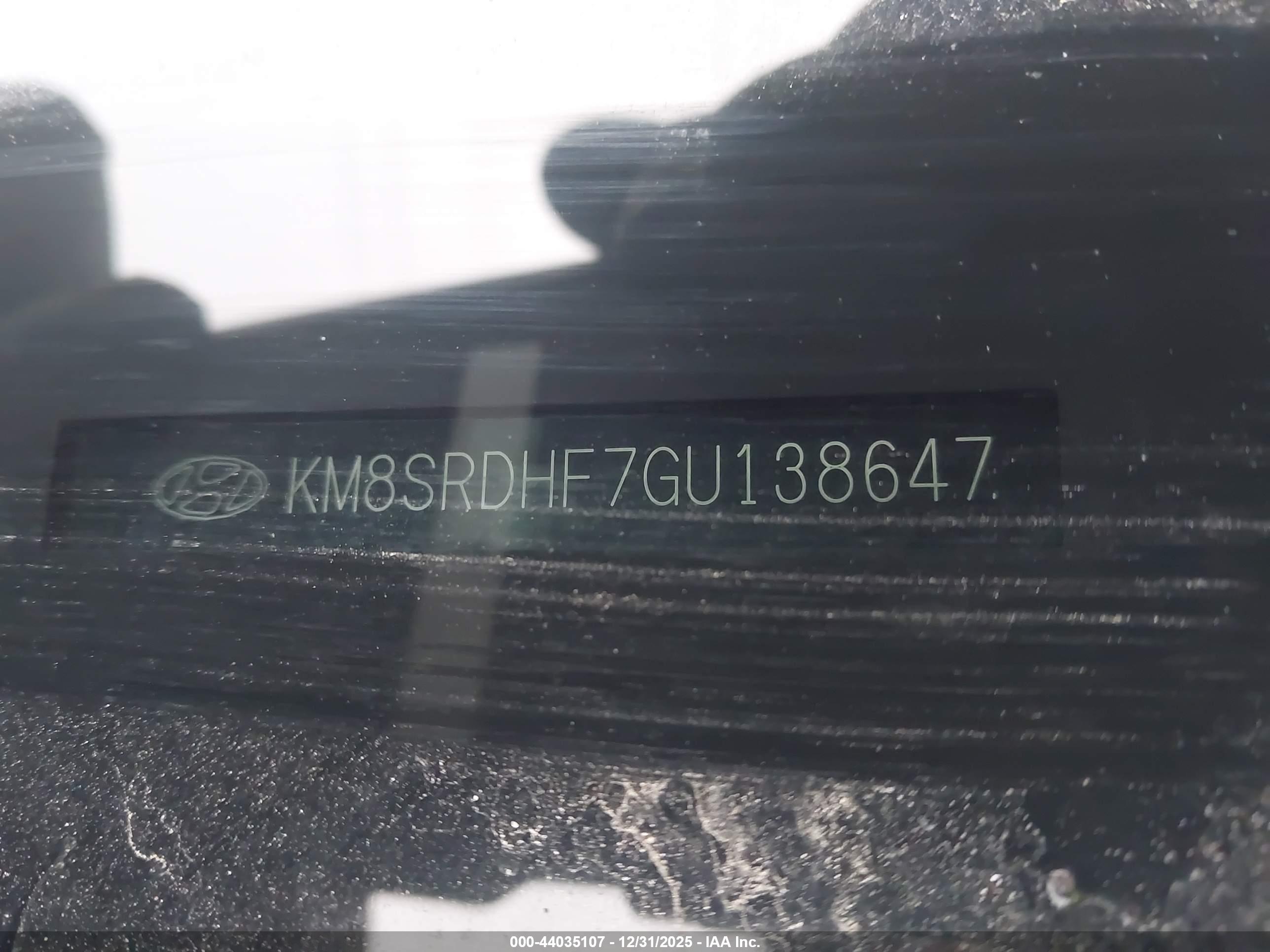 HYUNDAI SANTA image 9
