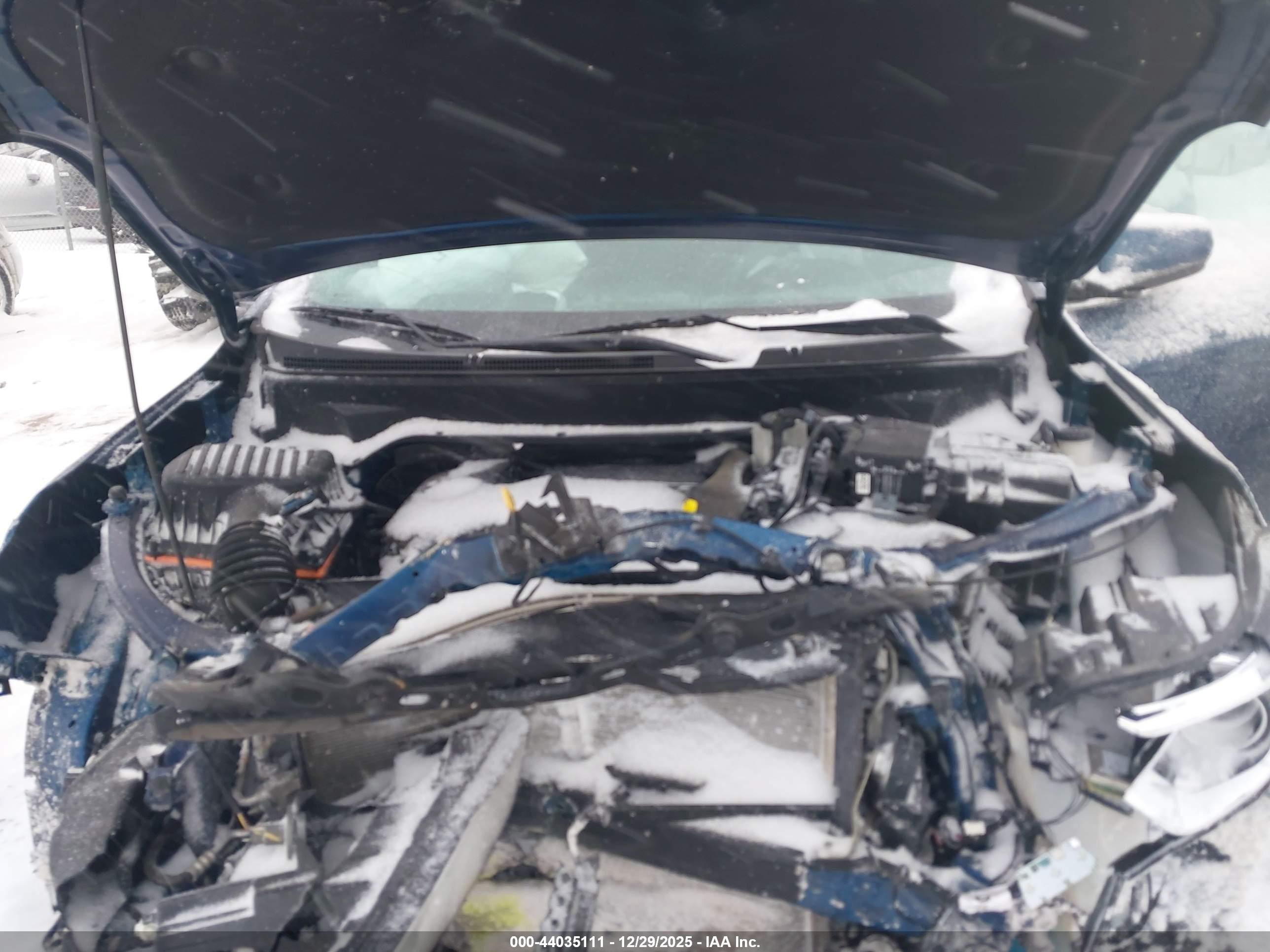 CHEVROLET EQUINOX image 10