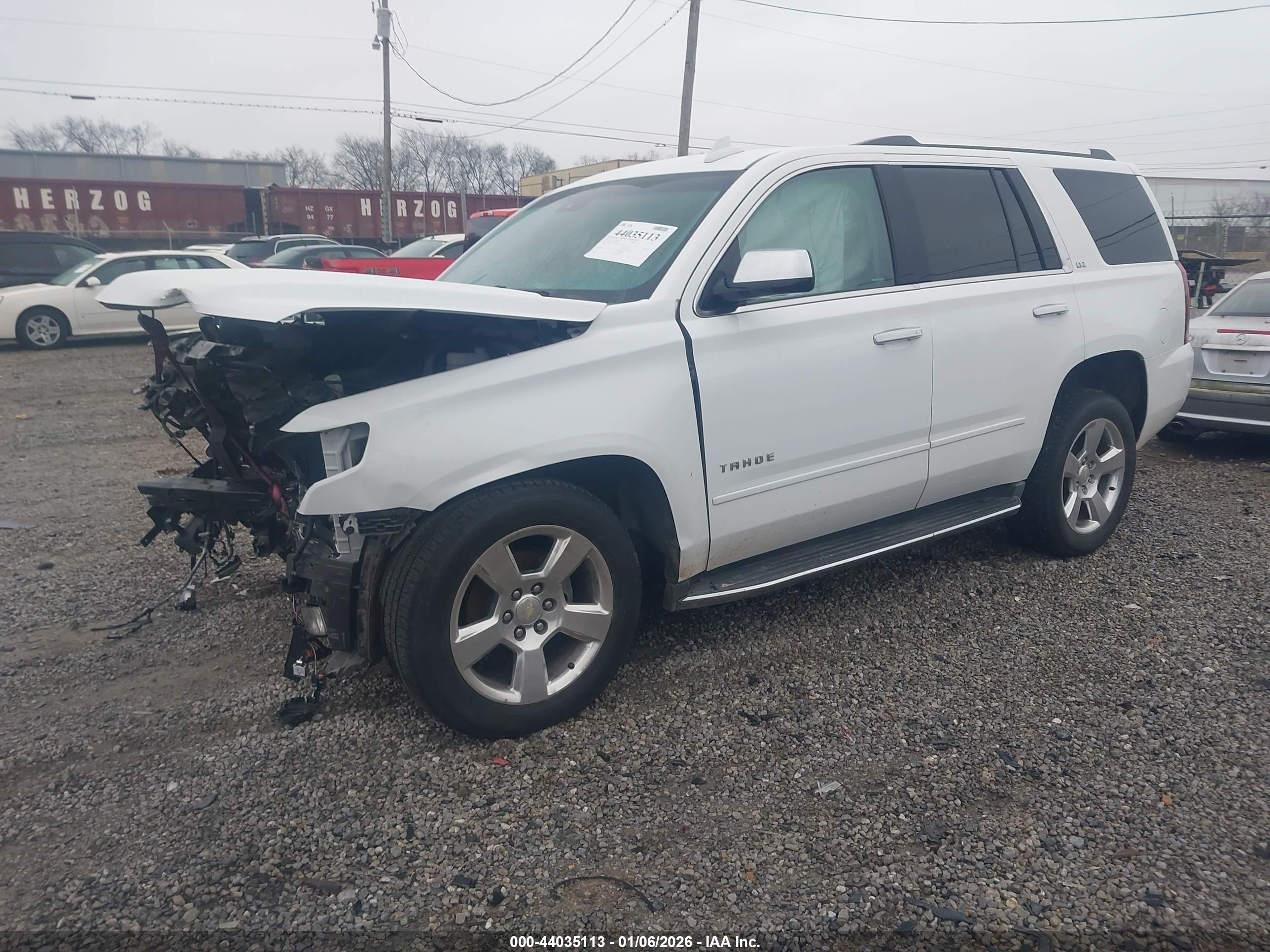 CHEVROLET TAHOE image 2
