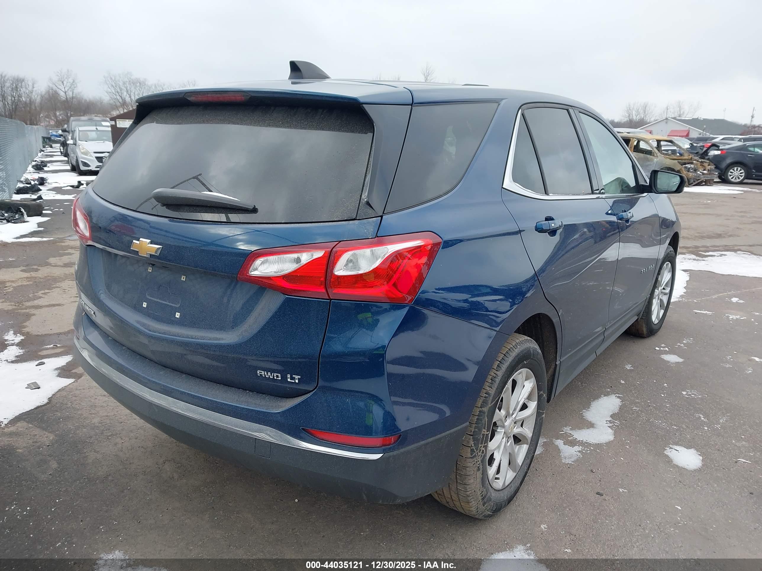 CHEVROLET EQUINOX image 4