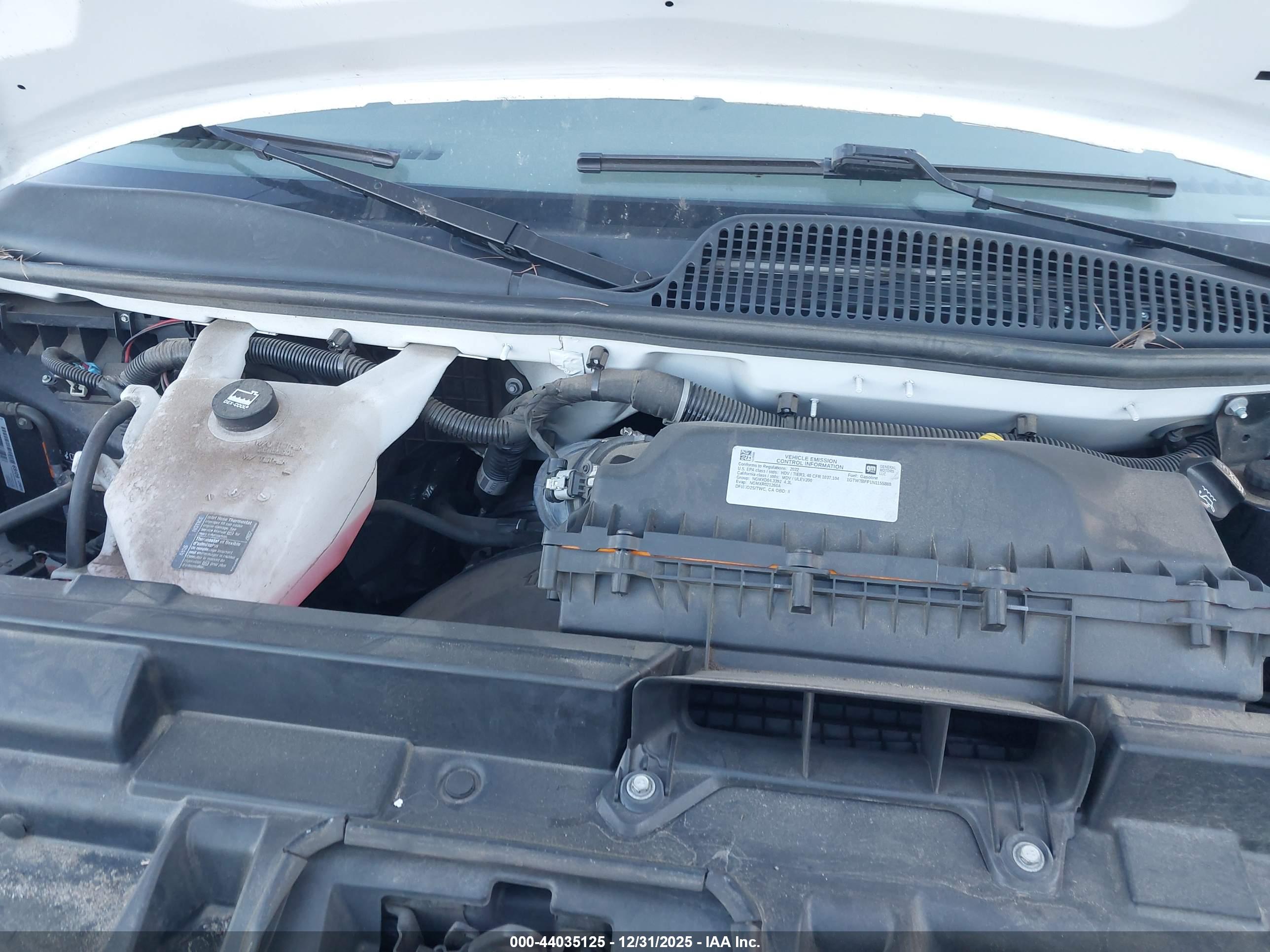 GMC SAVANA image 10