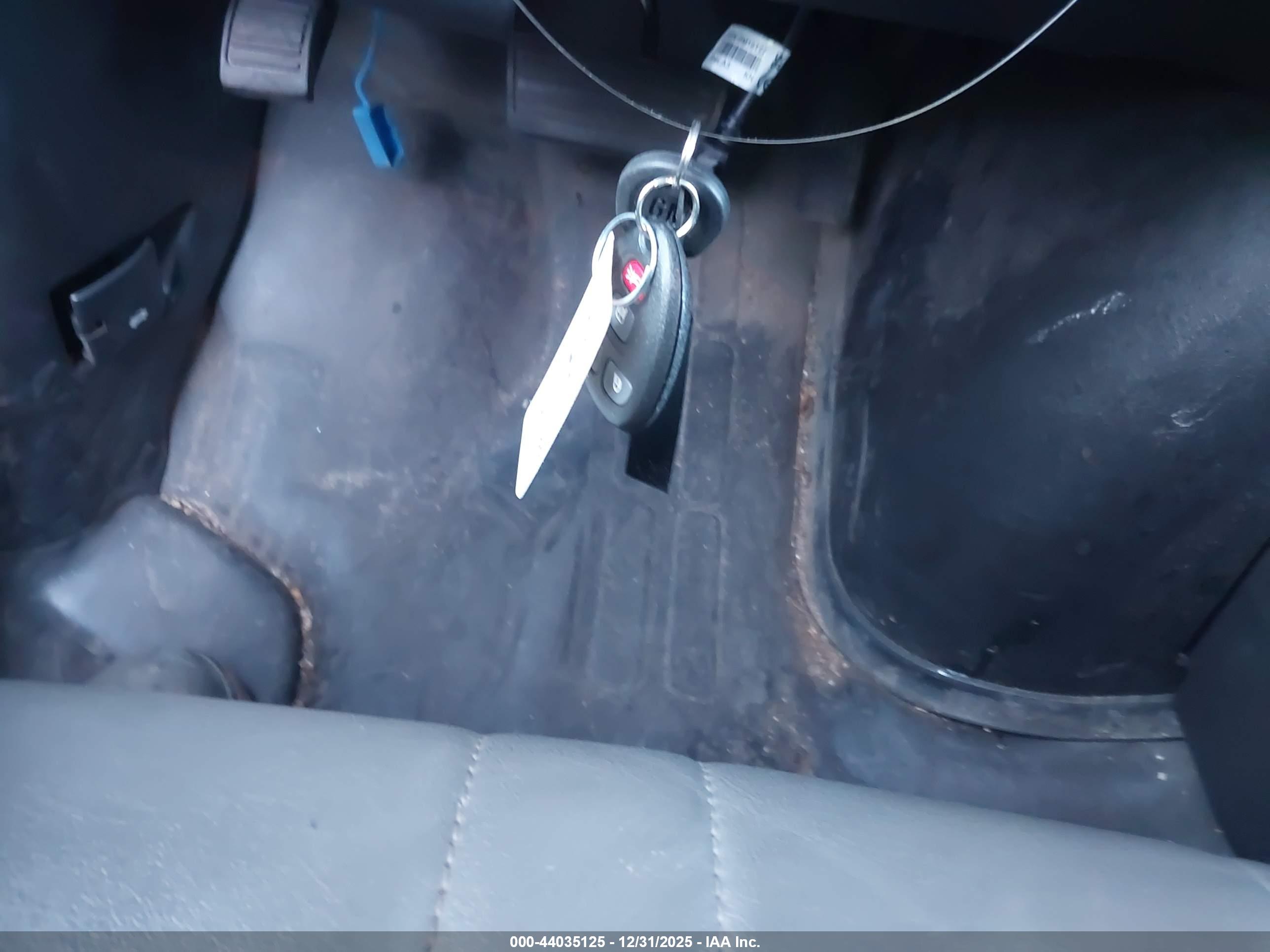 GMC SAVANA image 11