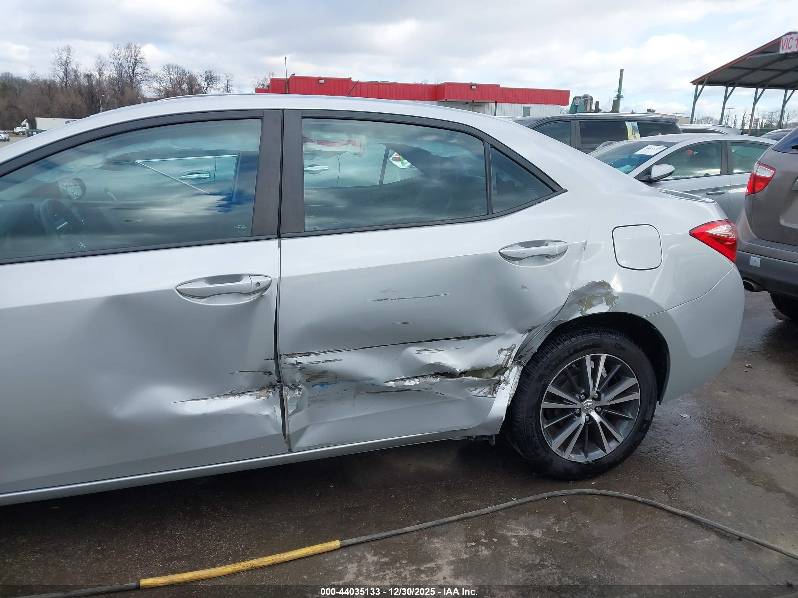 TOYOTA COROLLA image 6