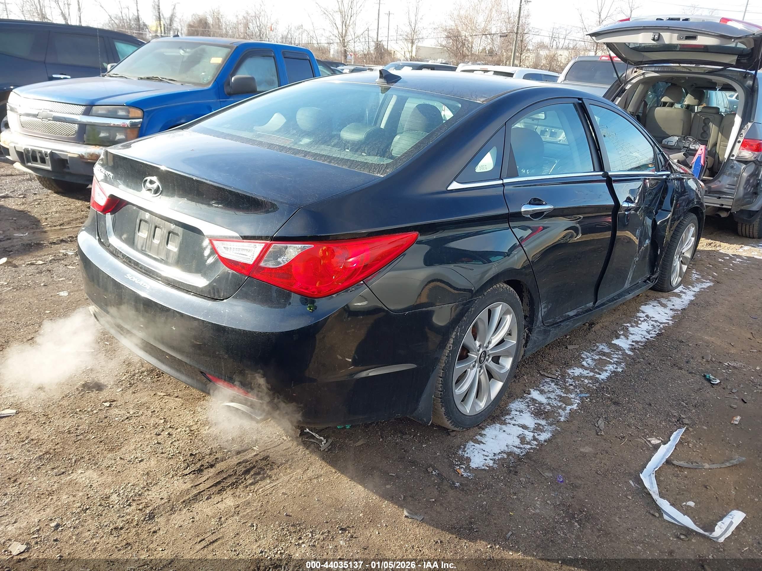 HYUNDAI SONATA image 4